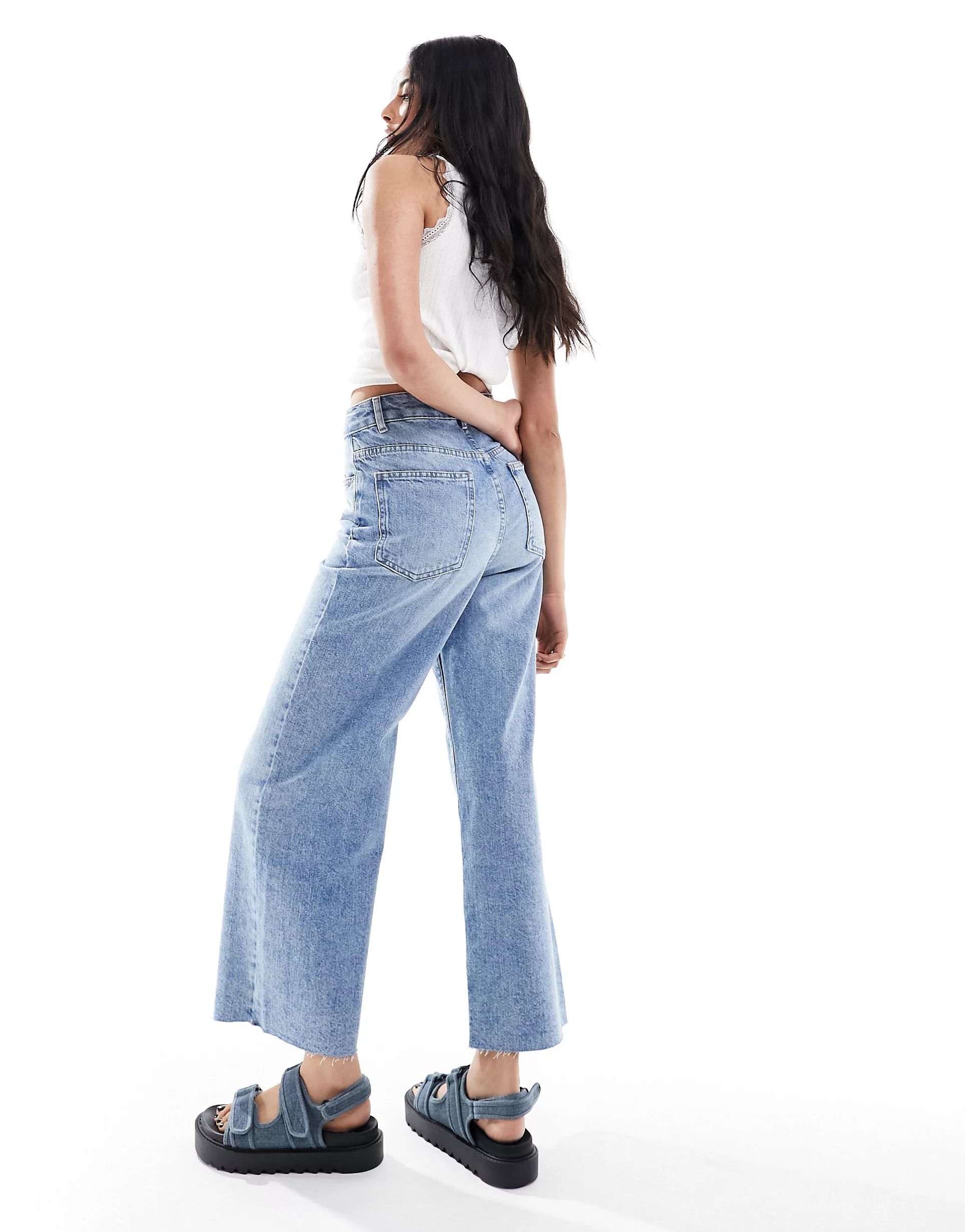 ASOS DESIGN cropped wide leg jeans in mid blue | ASOS | ASOS (Global)