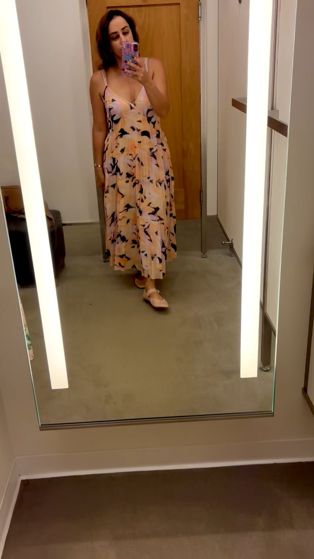 Pleated Mídi dress 

#LTKSaleAlert #LTKFindsUnder100 #LTKParties