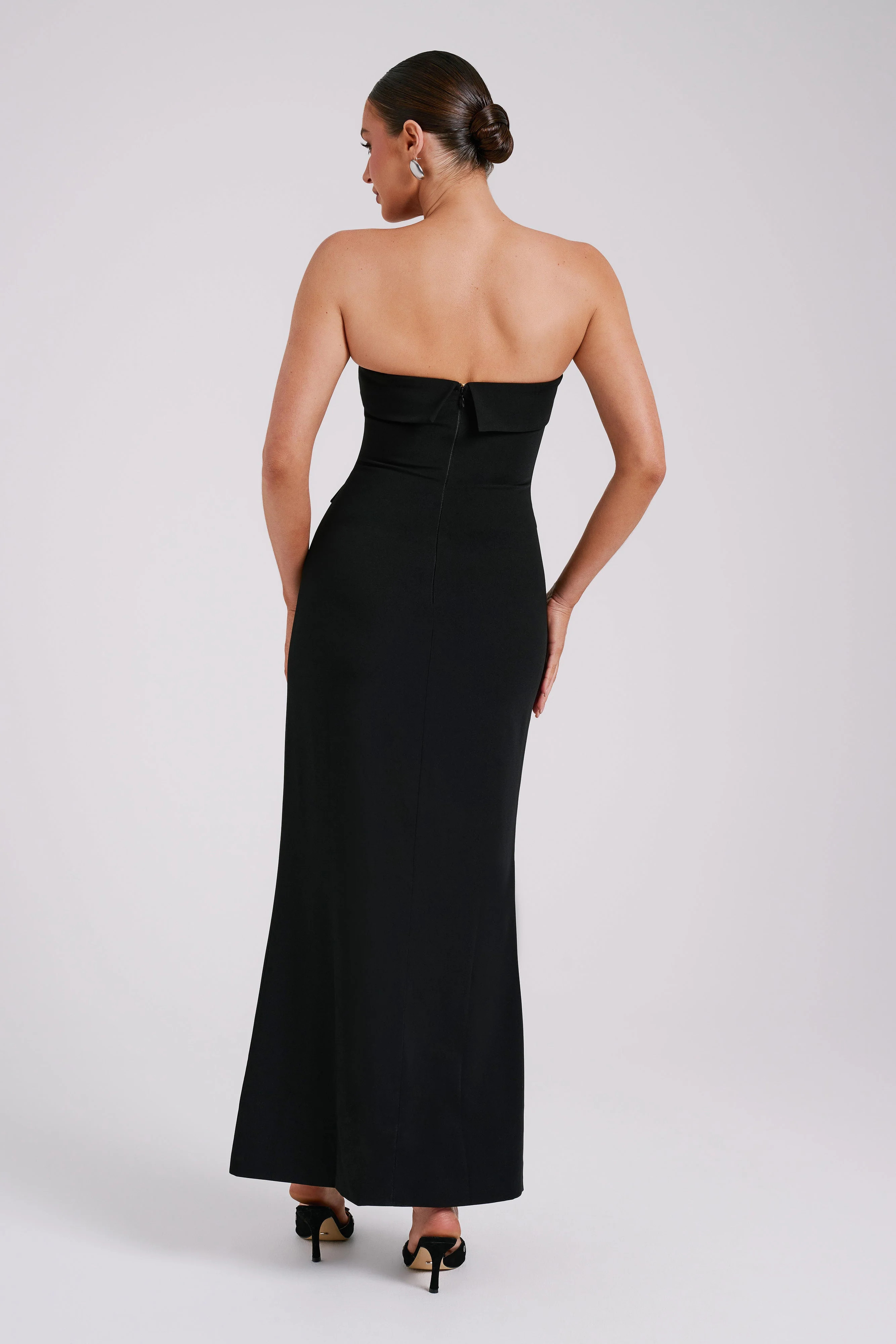 Abbie Strapless Suiting Maxi Dress - Black | MESHKI US