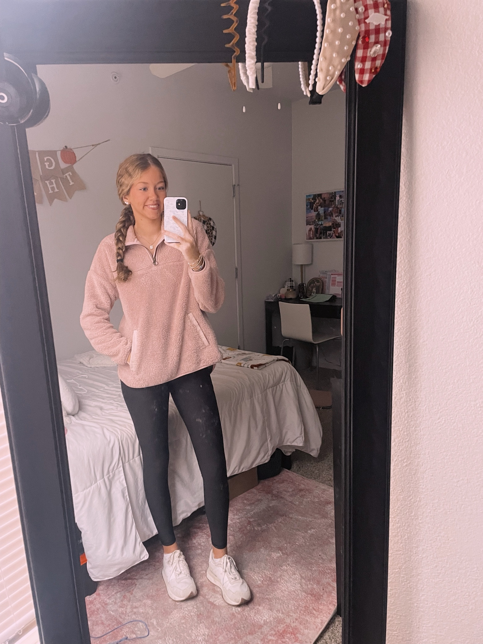 sherpa is last season old navy!!


#LTKSeasonal #LTKHoliday #LTKActive