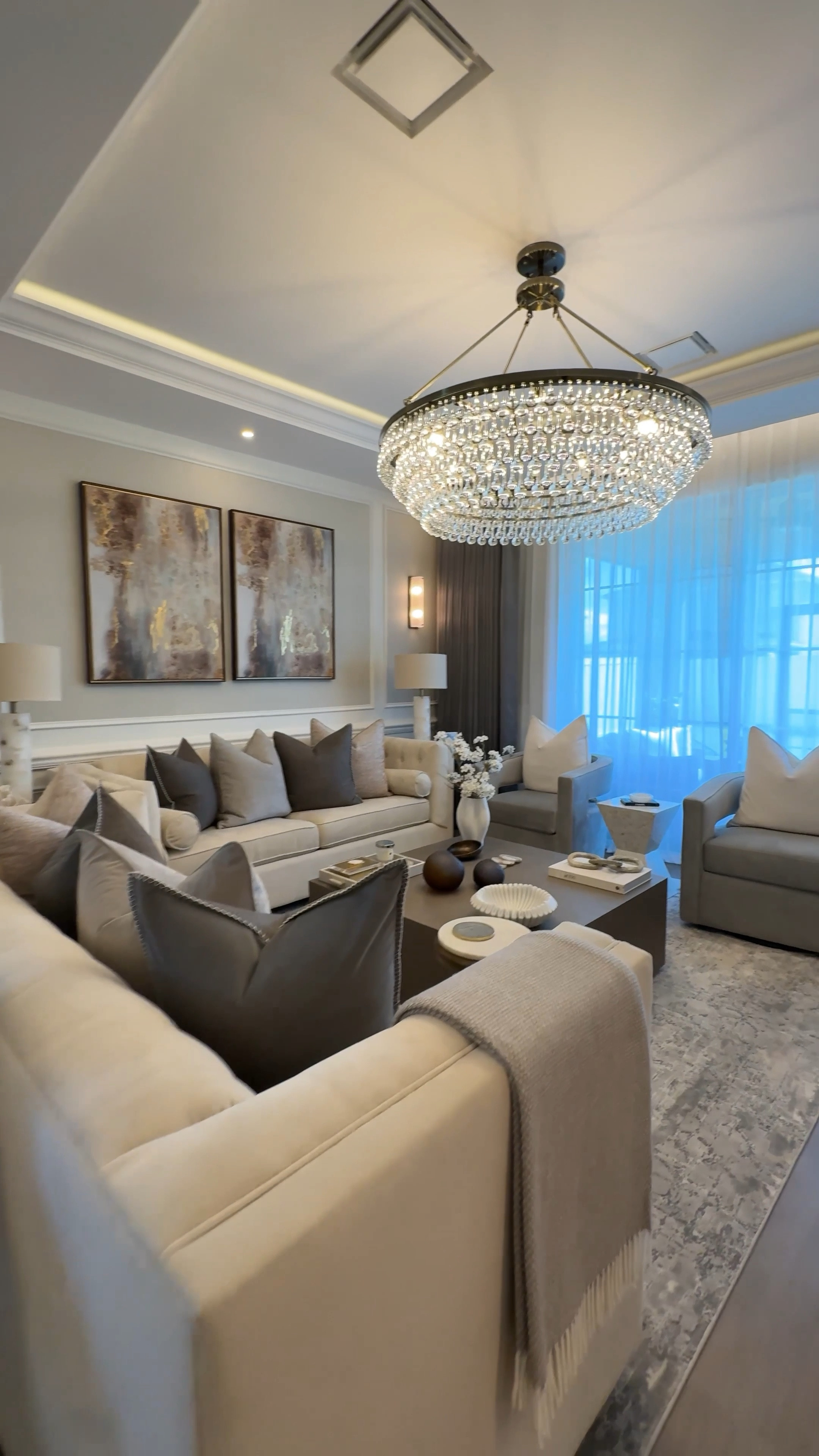 Shop my Living room ✨

#LTKVideo 

#LTKSaleAlert #LTKHome