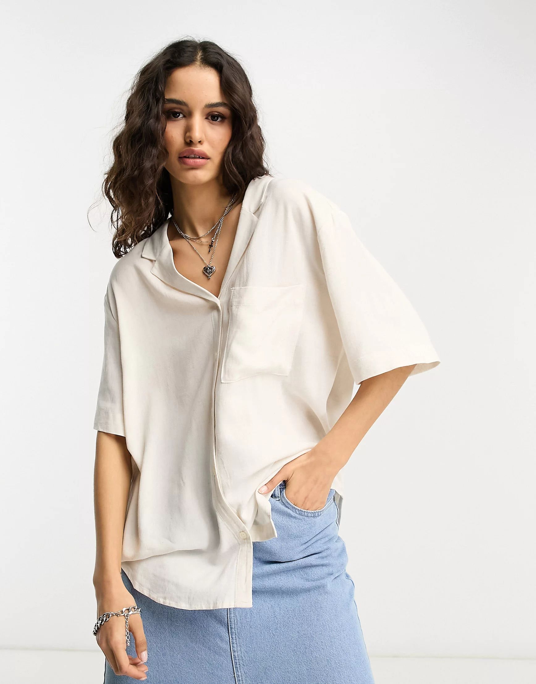 Weekday Mira linen mix short sleeve blouse in off-white | ASOS (Global)