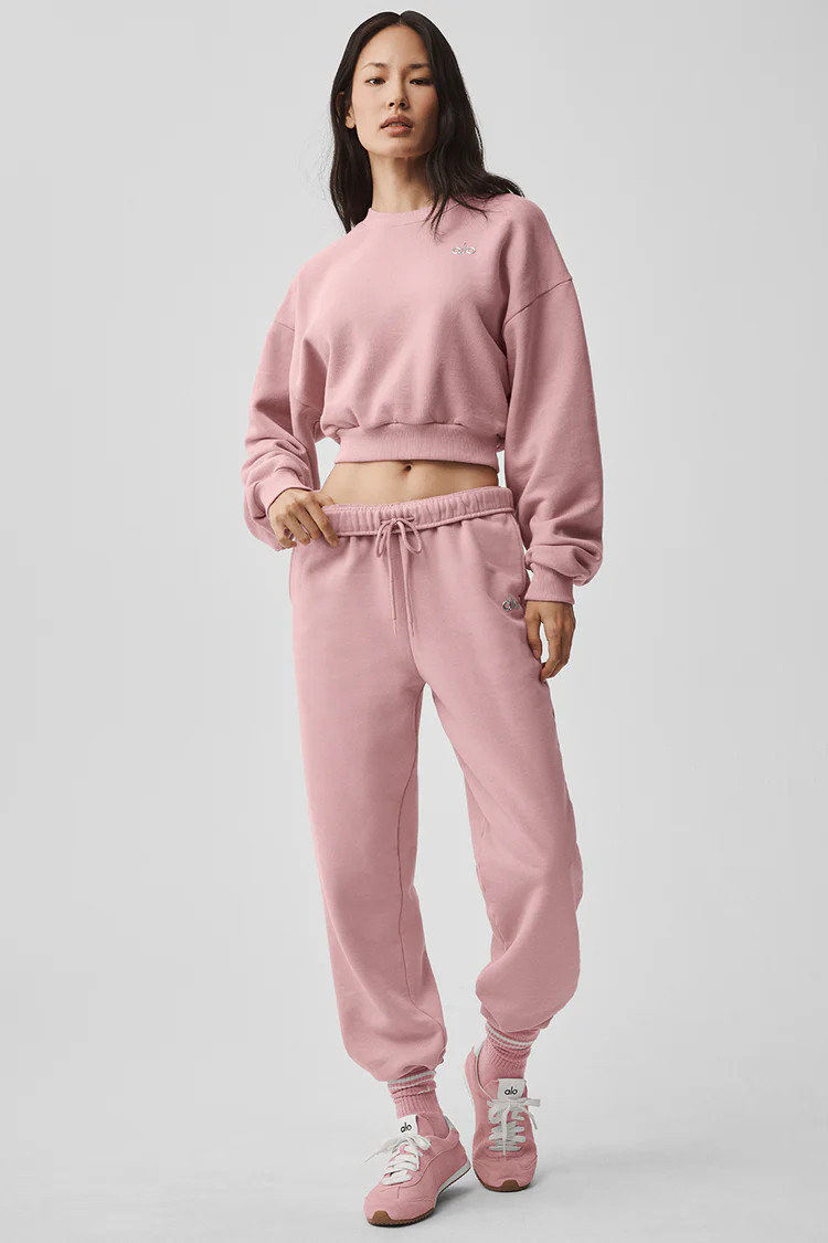 Cropped Accolade Crewneck | Alo Yoga (US)