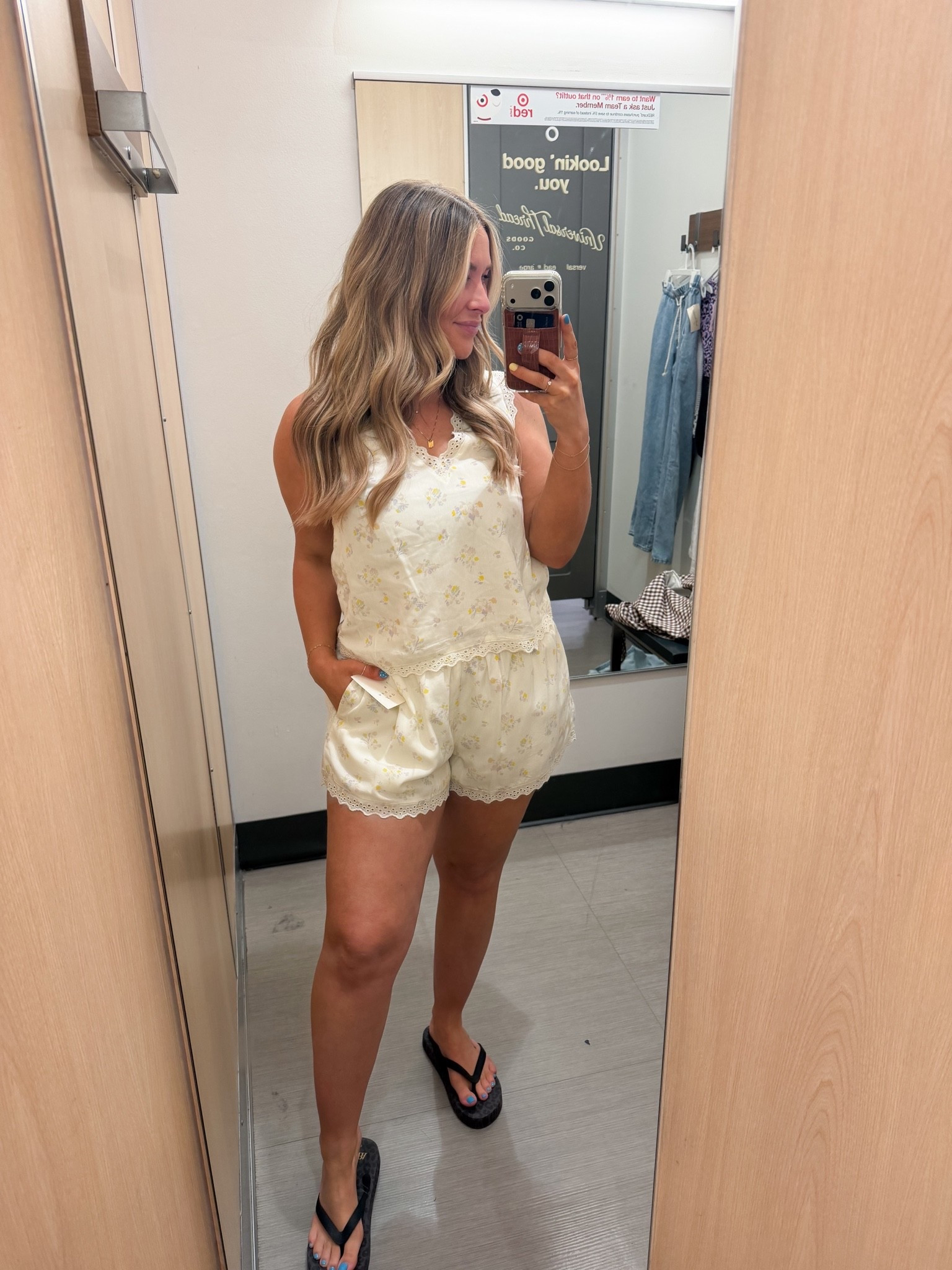 Small in the top and large shorts!!