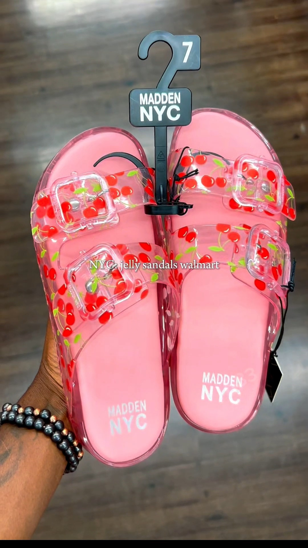 NYC & WALMART & Madden Jelly
SANDALS 😍😍

#walmartfinds #walmartfashion #sandal #jellysandals #sandalsforwomen