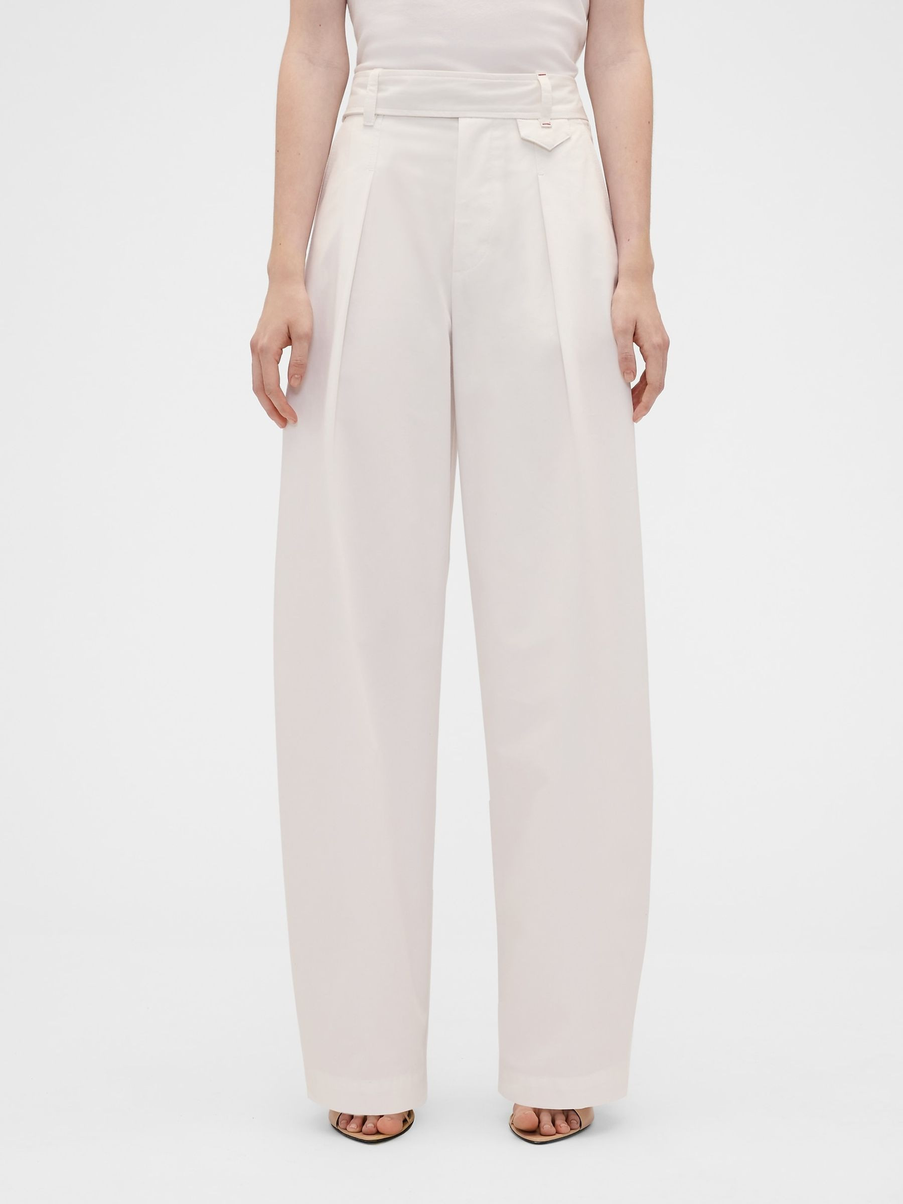 Gap x Victoria Beckham White High Waisted Pleated Arc Trousers | Gap | GAP UK