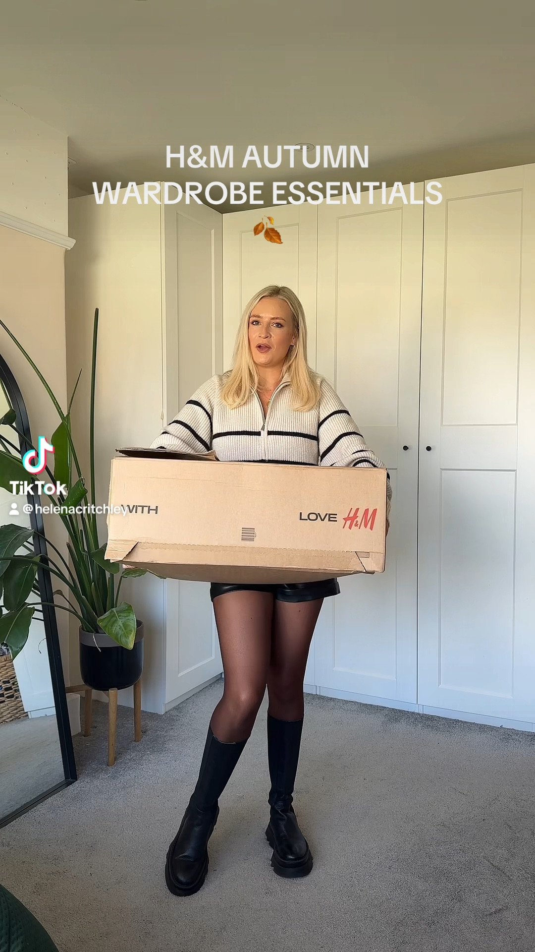 H&M autumn wardrobe staples 🍂❤️

Autumn outfits, hm, hm new in, wardrobe essentials, jeans, leather leggings, suede, suede trench coat