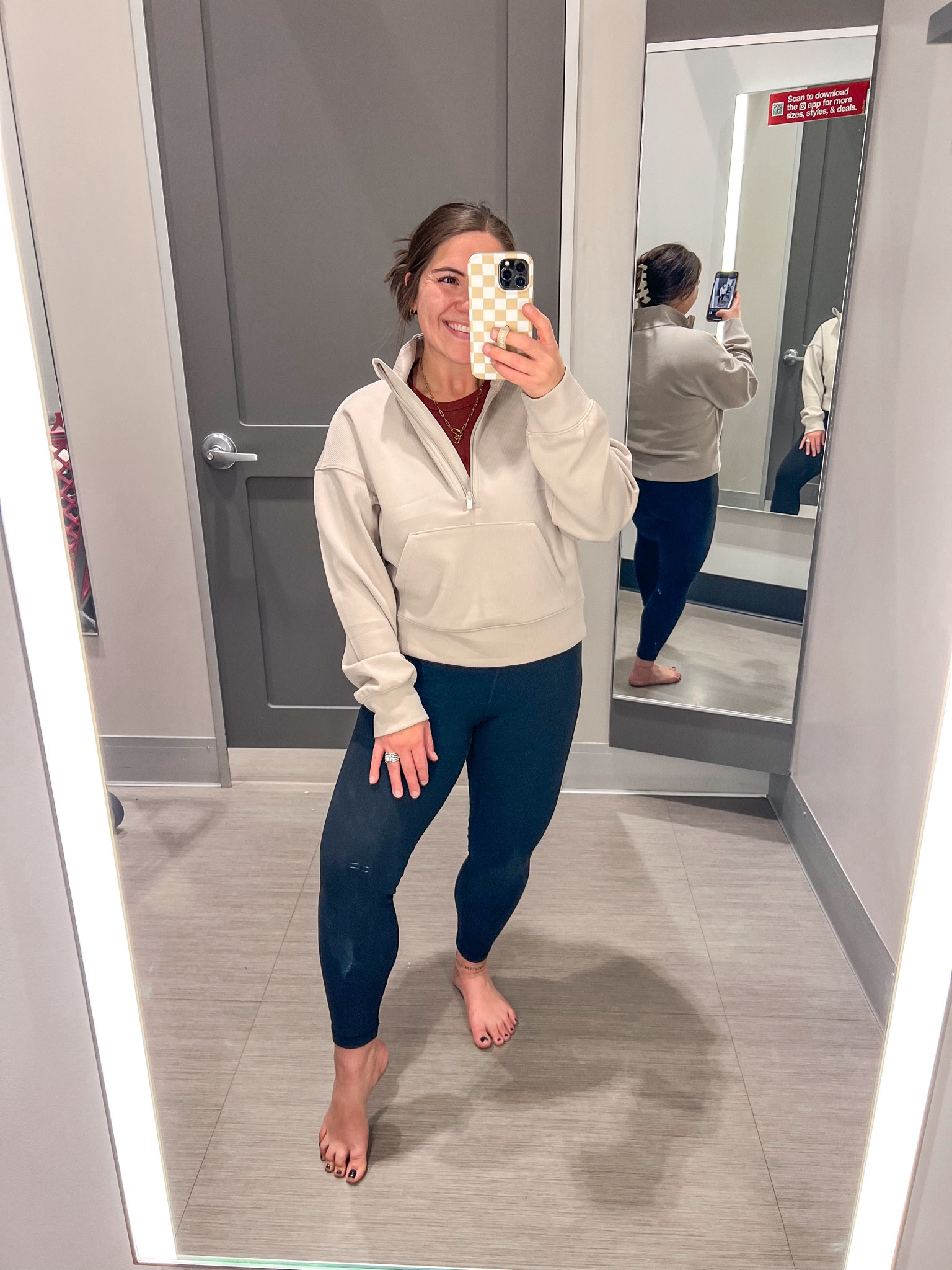 the SOFTEST and comfiest 1/4 zip!

Target Top- sized up to a medium for a tad oversized 
Amazon legging- TTS small

#LTKSeasonal #LTKFindsUnder50 #LTKActive