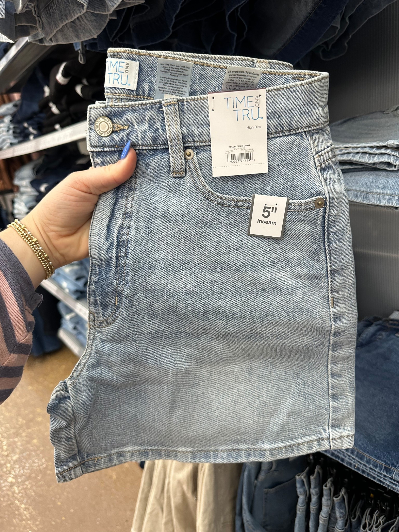 The jean shorts of the summer!! Another Mother’s Day gift idea #momshorts

#LTKootd #LTKmomlife #LTKMothersDay