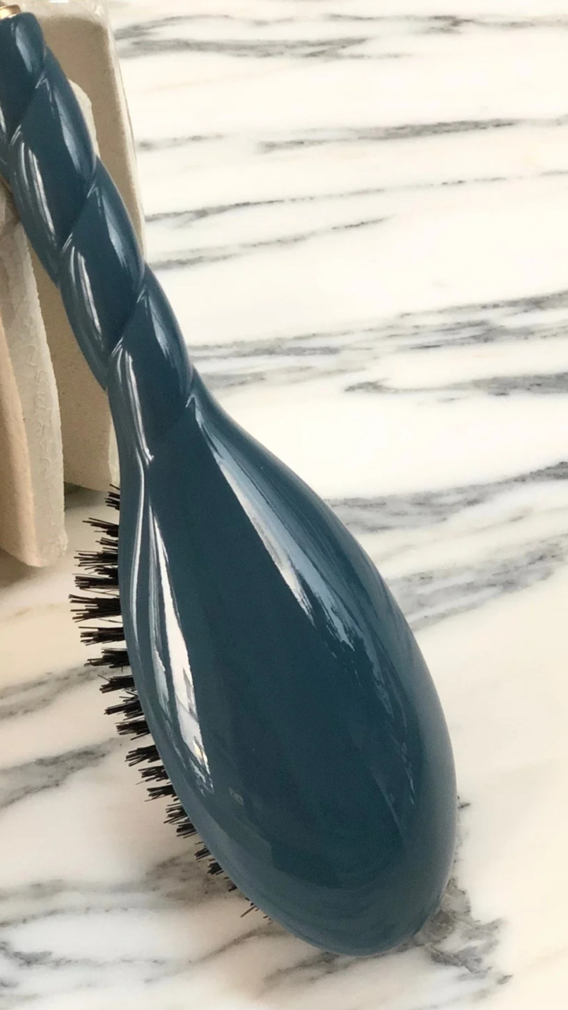 La Bonne brosse hair brush #haircare #brush #boarbristle #hair #hairbrush #maisonpearson #labonnebrosse

#LTKGiftGuide #LTKSaleAlert #LTKFindsUnder100