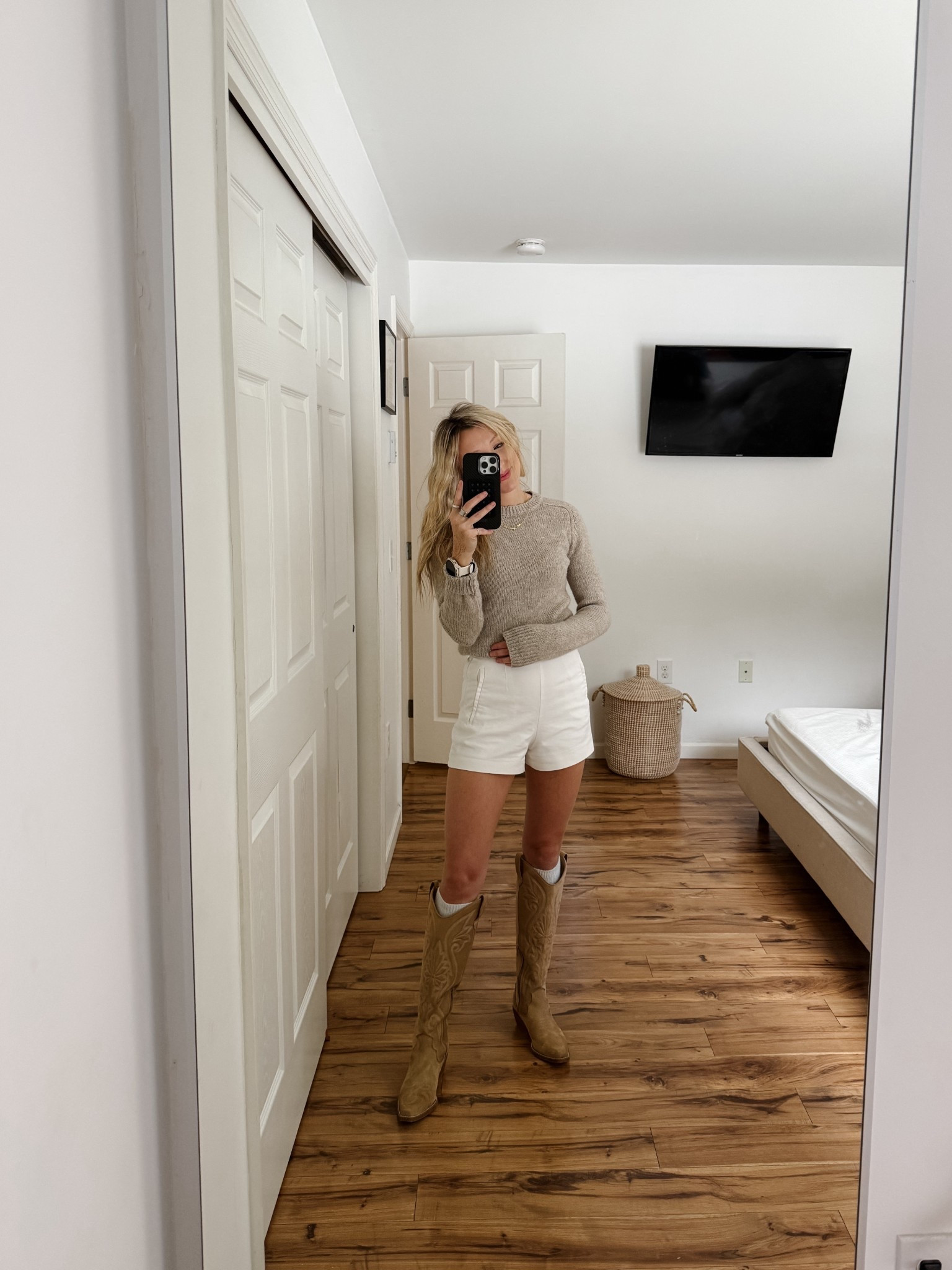 The best boots for a fraction of the cost! GET THEM NOW!

#LTKdayinmylife #LTKgrwm #LTKFindsUnder50