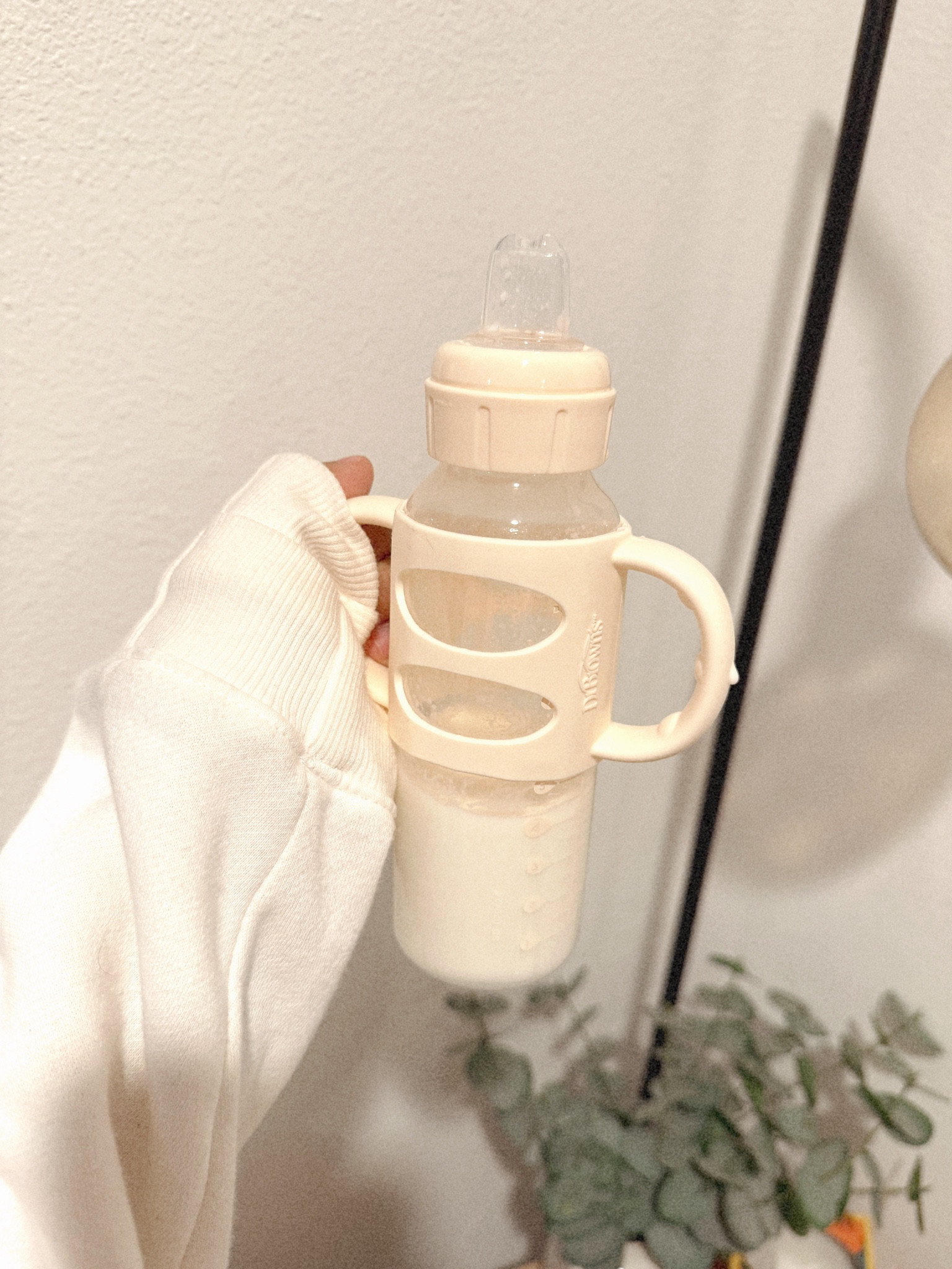 perfect transition bottle for baby 🤎

#LTKKids #LTKBaby #LTKU