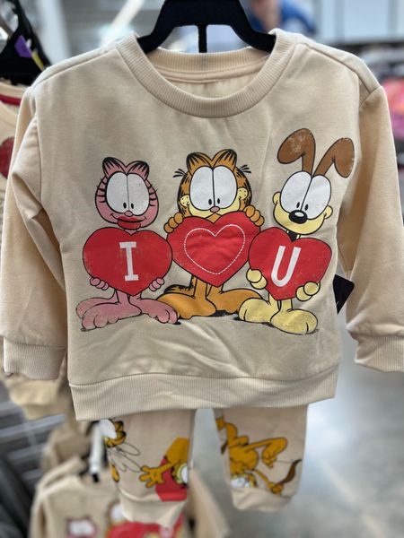 Valentine’s Day at @walmart. Toddler Garfield Valentine’s Day Crewneck Sweatshirt and Joggers Set, 2-Piece, Sizes 12M-5T. Valentines Day outfit. Affordable fashion for babies and toddlers. 

#walmart #valentines #valentinesday #toddler #baby #gabrielapolacek #bobo

#LTKSeasonal #LTKkids #LTKstyletip