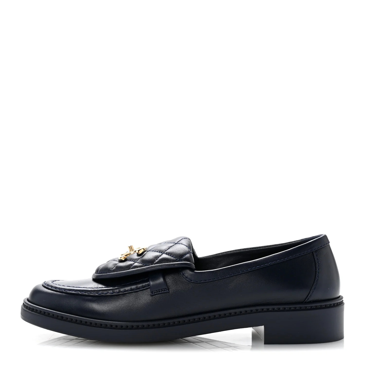 Chanel Lambskin Quilted CC Turnlock Loafers 40 Navy 1918670 | FASHIONPHILE (US)