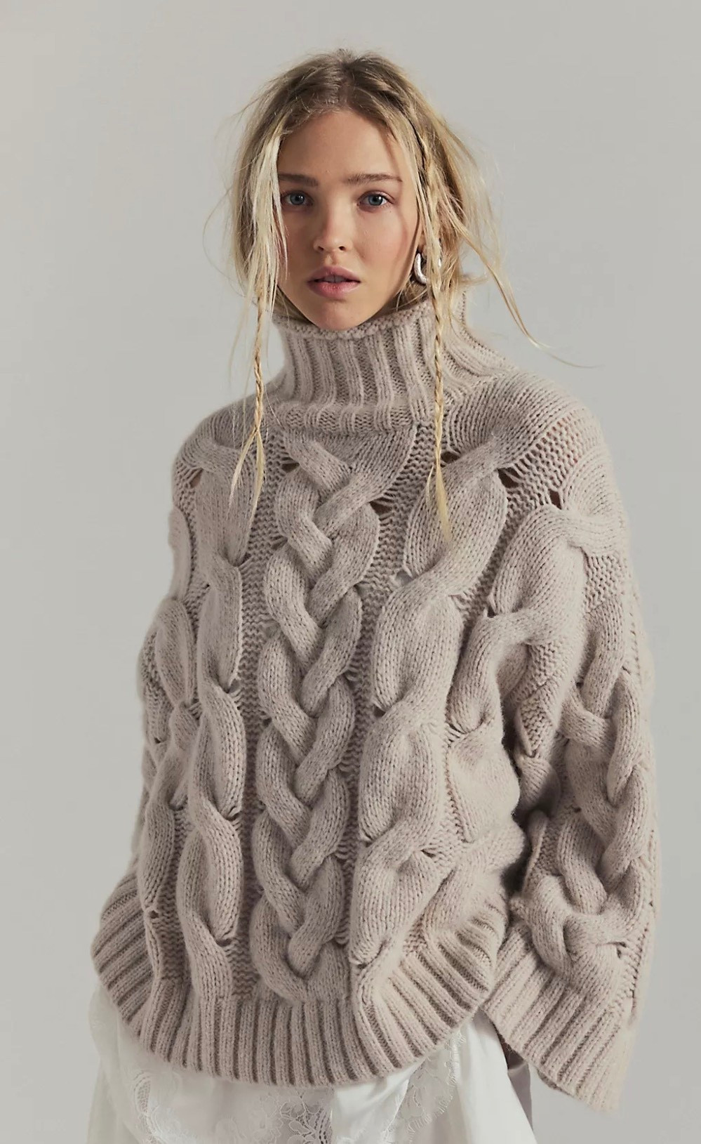 Sweaters for her. 

#LTKMidsize #LTKSeasonal #LTKHoliday