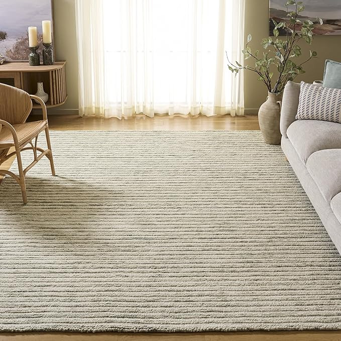 SAFAVIEH Area Rug 8x10 - Ebony Collection - Large - Light Green & Ivory, Handmade Wool, Ideal for... | Amazon (US)