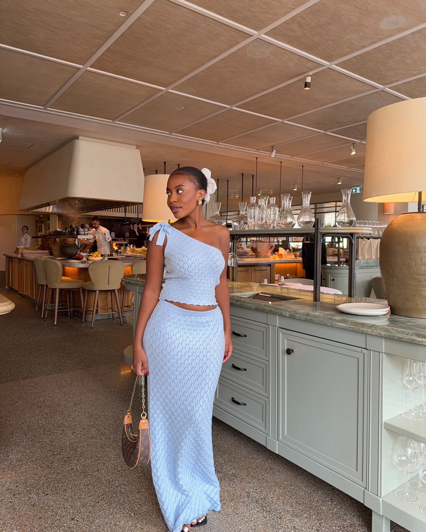 Made you look 👀 Lunch at Mimi’s celebrating @allformimi_ 🍸🦪 congratulations @sophadophaa_! obsessed with this collection 🩵



#LTKstyletip #LTKmodest #LTKaustralia