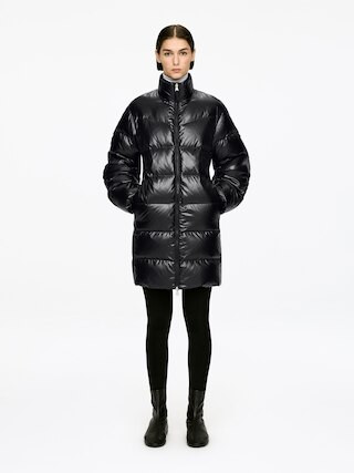 Langer Upcycled Down™ Mantel | Arket EU