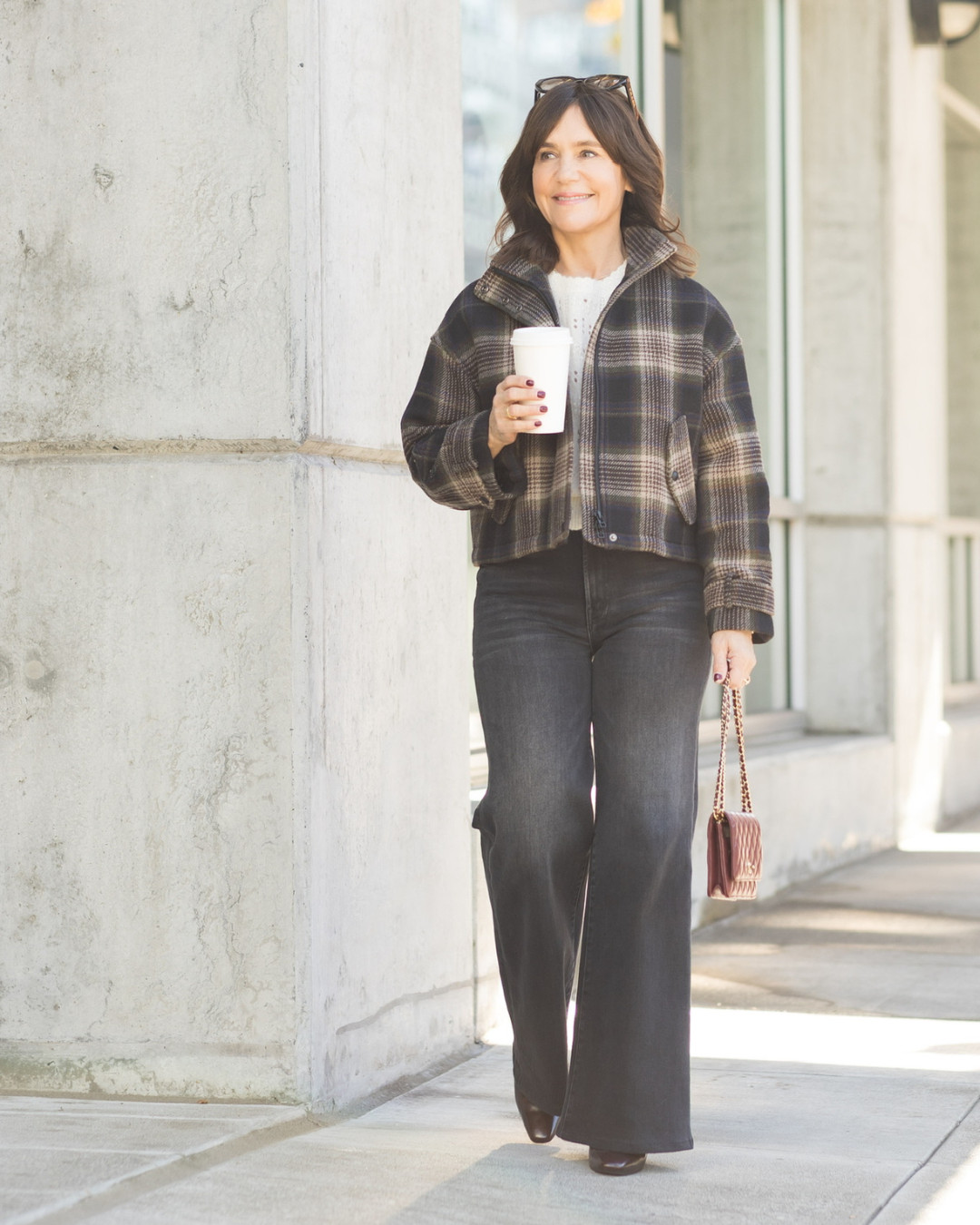 Everyone loves these jeans! They come in both regular and petite sizes! I take my usual 27p 

 

#LTKOver40 #LTKPetite #LTKStyleTip