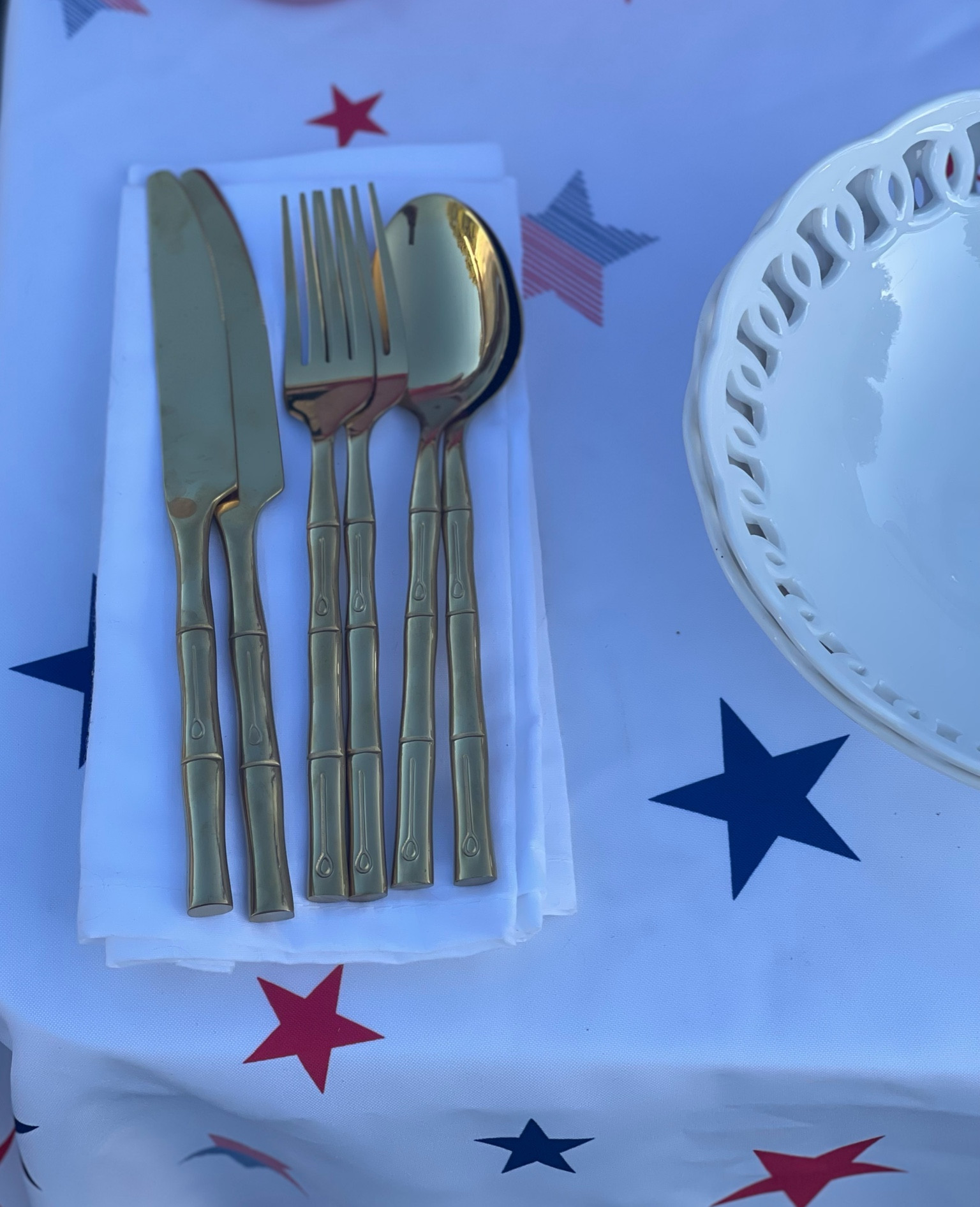 4th of July tablescape. Gold faux bamboo flatware. Amazon finds. Amazon home. Amazon 4th of July. White looped bowls. White porcelain poles. Williams Sonoma finds. Independence Day party. July Fourth party. 4th of July party essentials. Entertaining essentials. Walmart home. Walmart finds. ❤️🤍💙🇺🇸

#LTKhome #LTKFind #LTKunder50