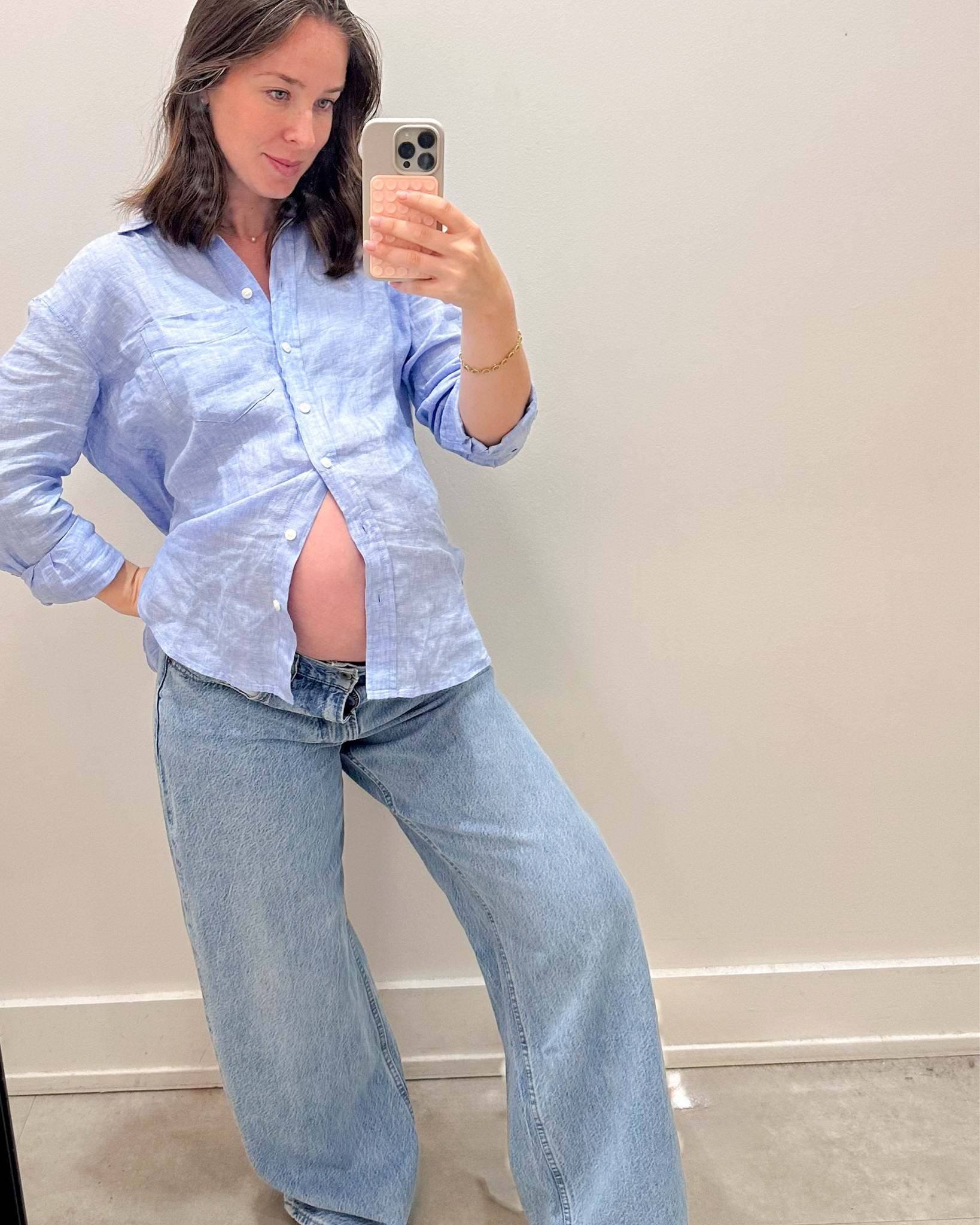 For my pregnant girlies who want to wear jeans but hate the look of maternity ones, these A&F fit great and are on major sale rn!! They are stylish and sit below the bump. I only sized up 1 size to fit into these (even in my third trimester!). They are more than $25 off right now on the site + stack 15% of code DENIMAF.

#LTKFindsUnder100 #LTKSaleAlert #LTKBump