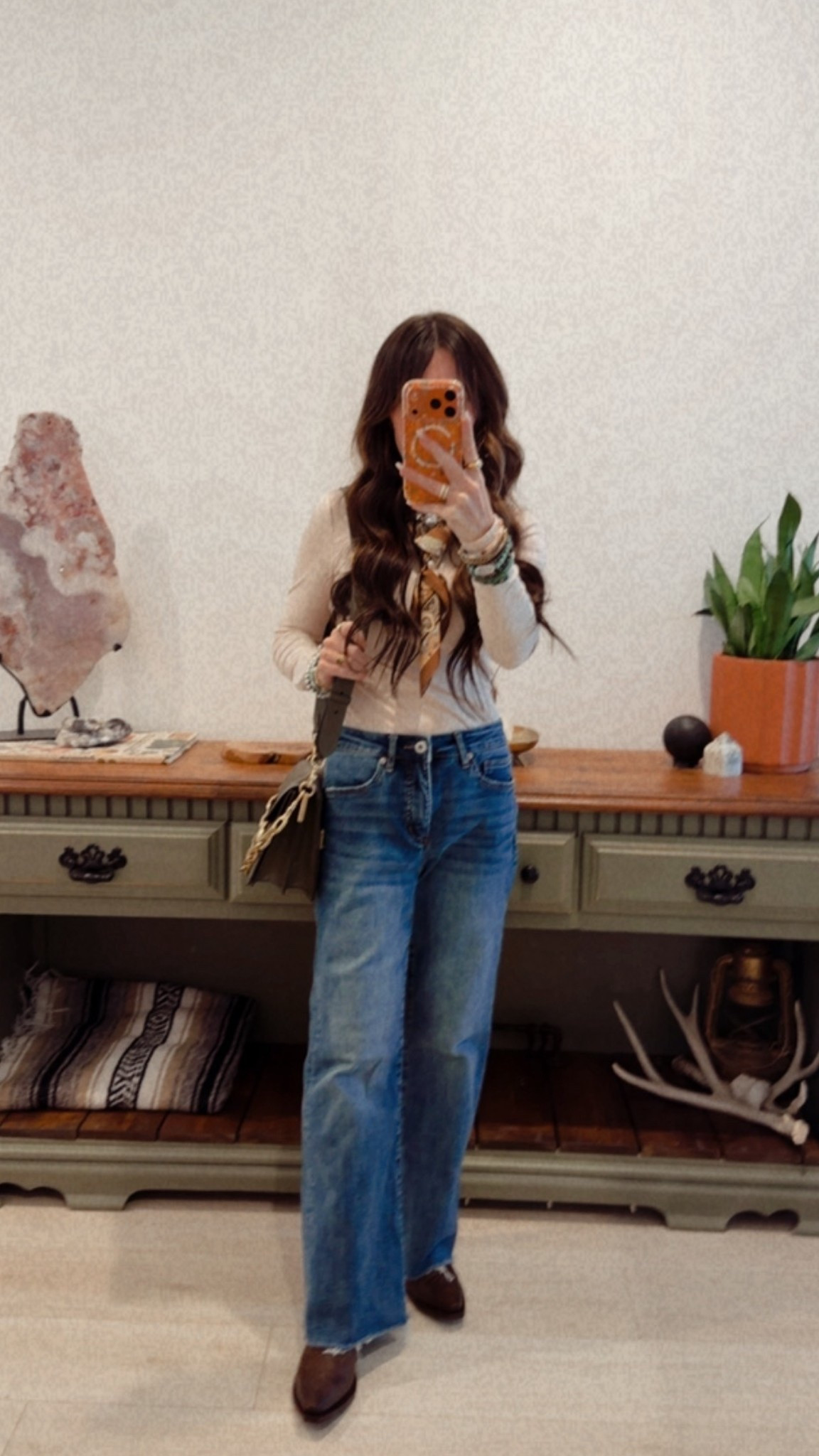 A comfy casual ootd to run errands in the city! 