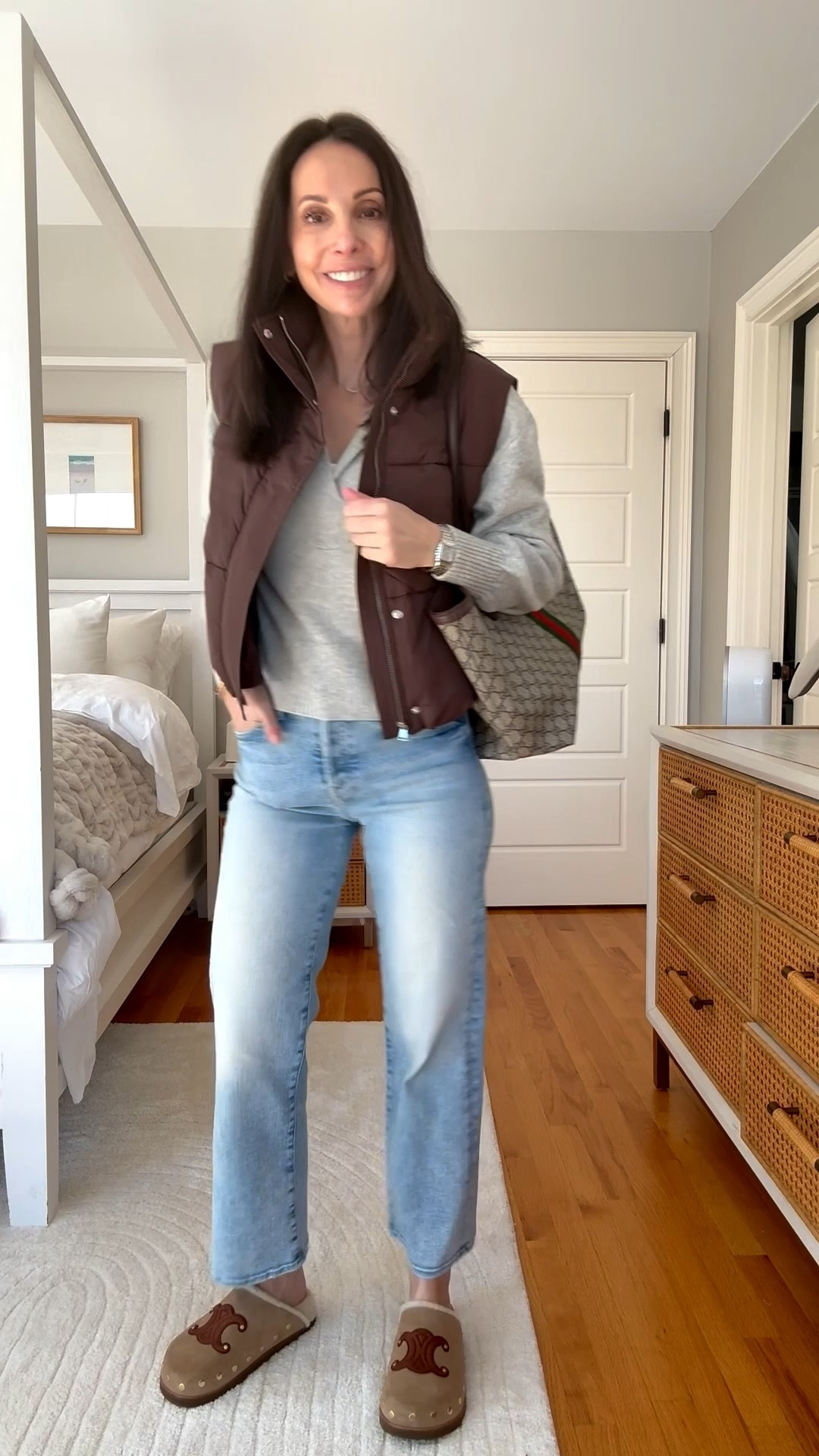 You can never go wrong with a grey sweater and blue jeans. Absolutely one of my go-to outfits. 


#LTKgrwm #LTKdayinmylife #LTKootd