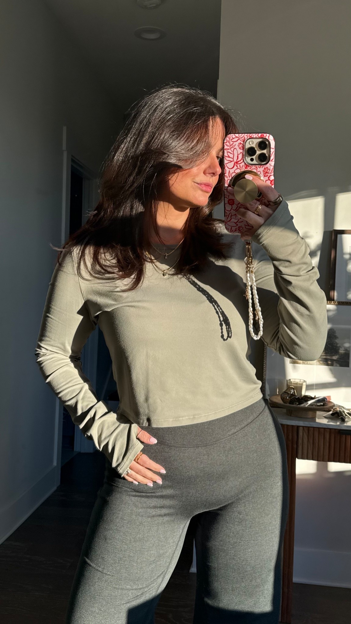 Perfect long sleeve to workout in or run errands in!! Size large 

#LTKfitnessgoals #LTKootd #LTKgrwm