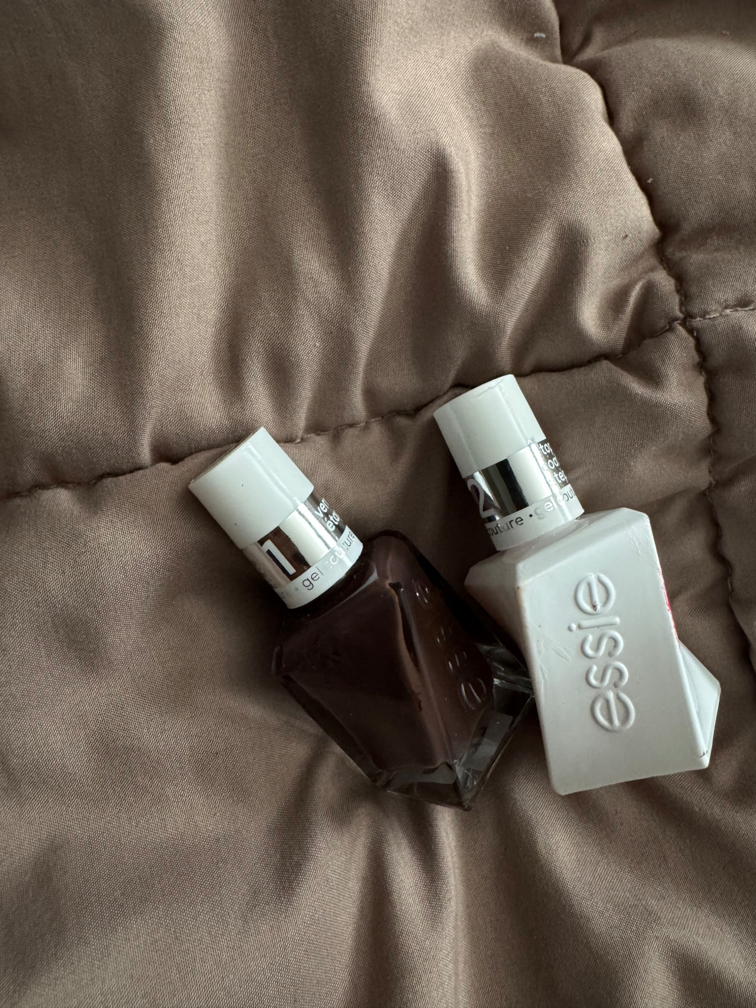 Nail color: all checked out

#LTKSeasonal #LTKFindsUnder50 #LTKBeauty