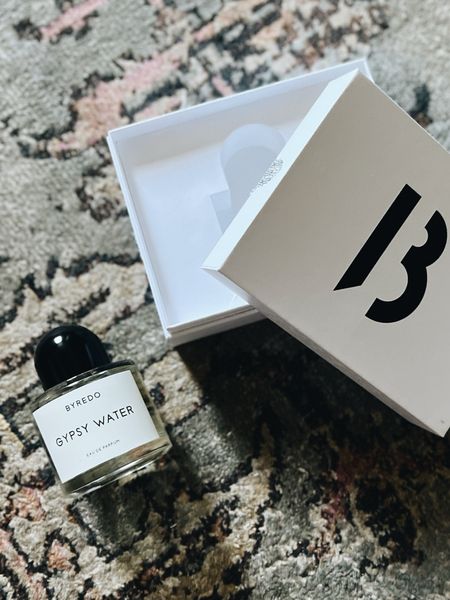 The prettiest most perfect summer scent! ALSO the 100ml is less than the price of the 50ml right now! Run!
-
Summer scent - gourmand perfume - Byredo Gypsy water sale - Byredo sale - Walmart finds - feminine perfume - feminine scent - work perfume - date night perfume - wedding scent - wedding perfumee

#LTKbeauty #LTKwedding #LTKsalealert