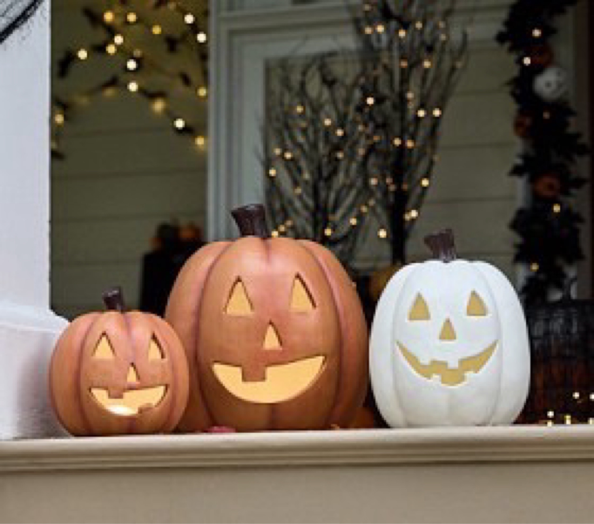 SPOOKY SZN! 

Front Porch Decor, Pumpkins, Cute Seasonal, Stylish

#LTKHome #LTKHalloween #LTKSeasonal