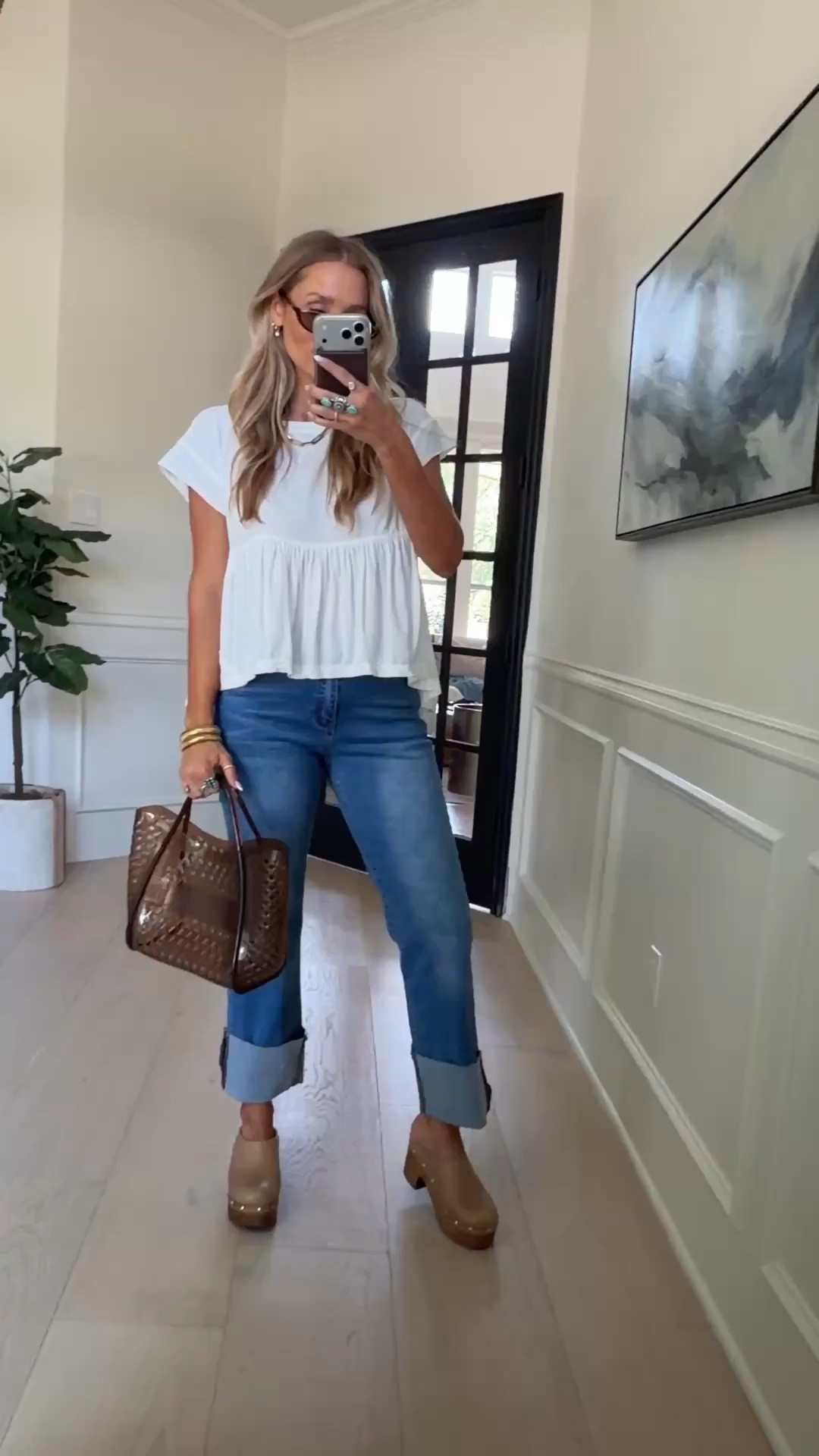 🤍I can’t get enough of this top!! Amazon is making it too freaking easy to look put together!!! 

Wearing my tts (small) 5’5”//120lbs

#LTKdayinmylife #LTKgrwm #LTKootd