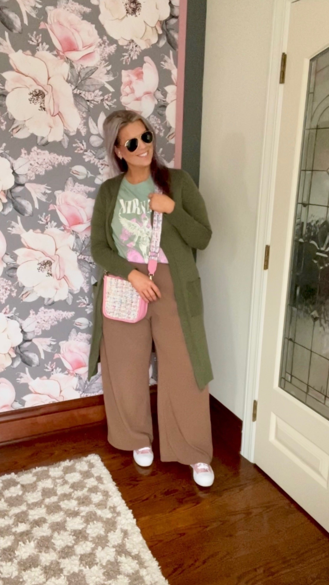 Wearing size XL in Halara pants (TTS) 

#LTKSaleAlert #LTKMidsize #LTKootd