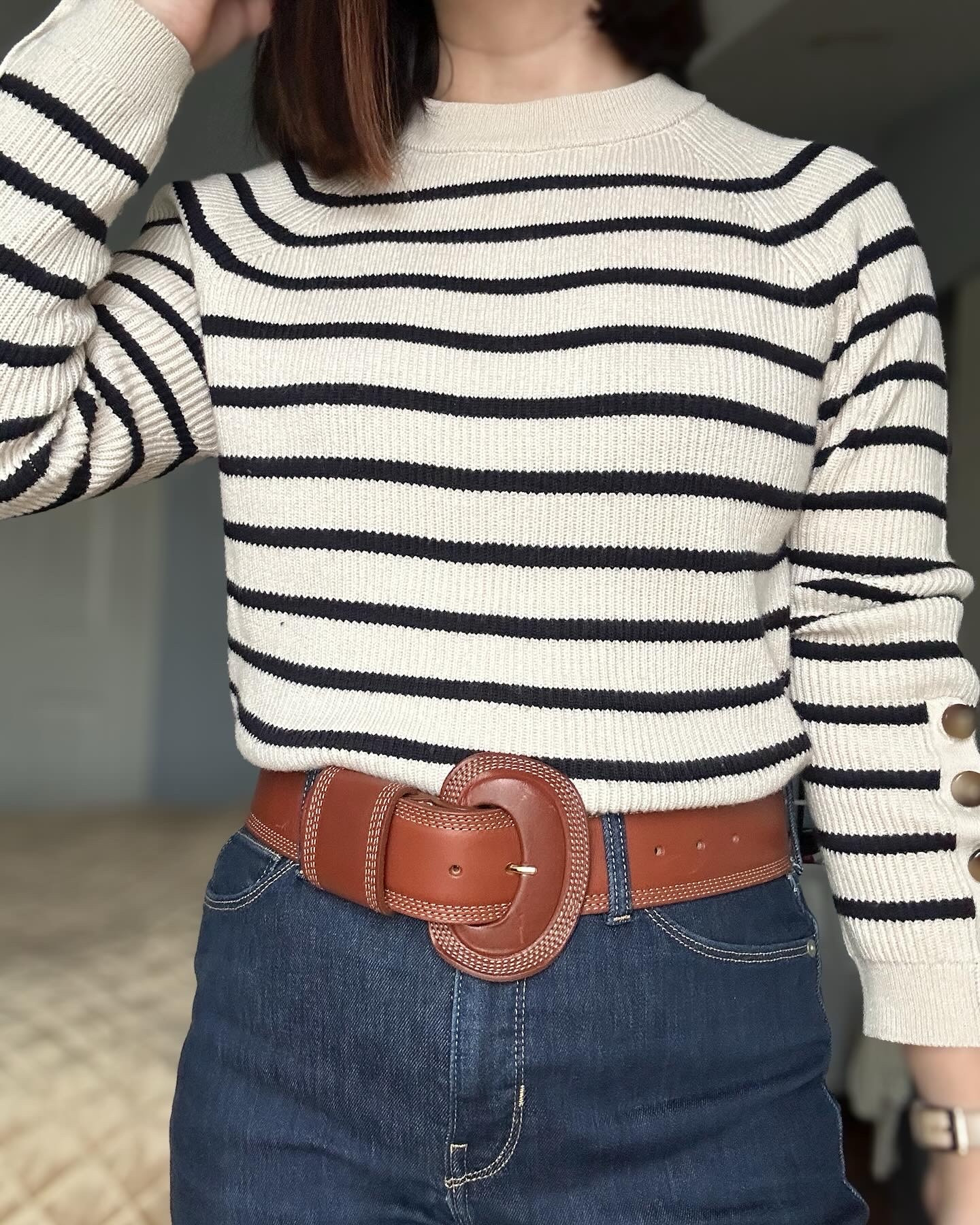  On Monday I wear stripes 🤍

Sweater is size S for my usual 36/4US, belt is 80cm, jeans are size 28 

#sezane

#LTKU #LTKstyletip