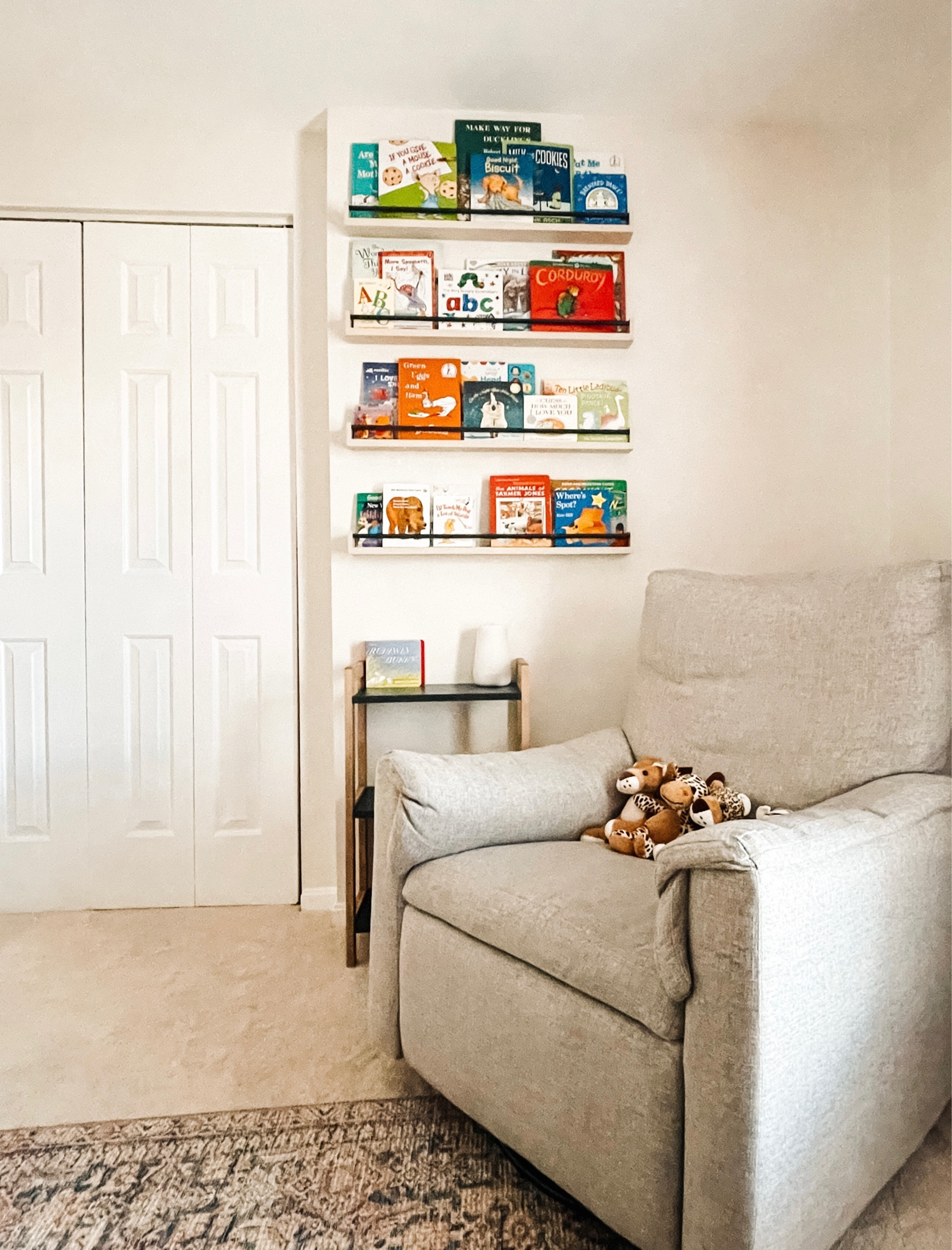 DIY book shelves are the perfect addition to our baby’s nursery!



#LTKkids #LTKbaby #LTKhome