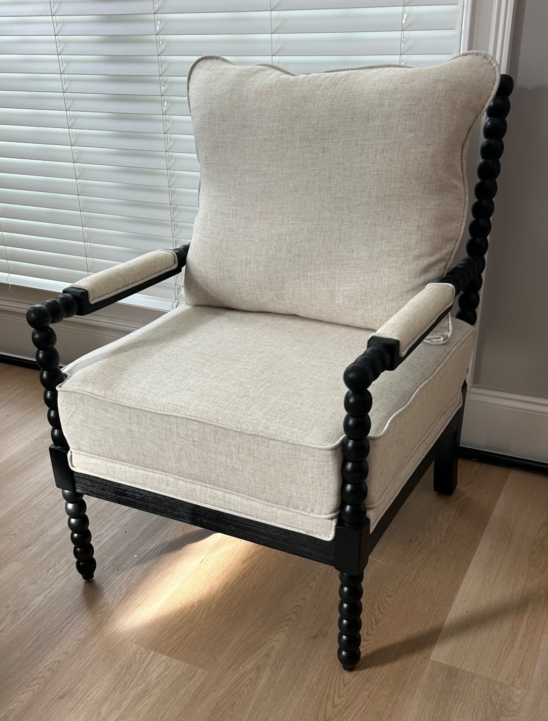 I’m gonna start sharing some of my faves from the new house!

These are perfect for extra seating…timeless AND comfortable.

#LTKHome