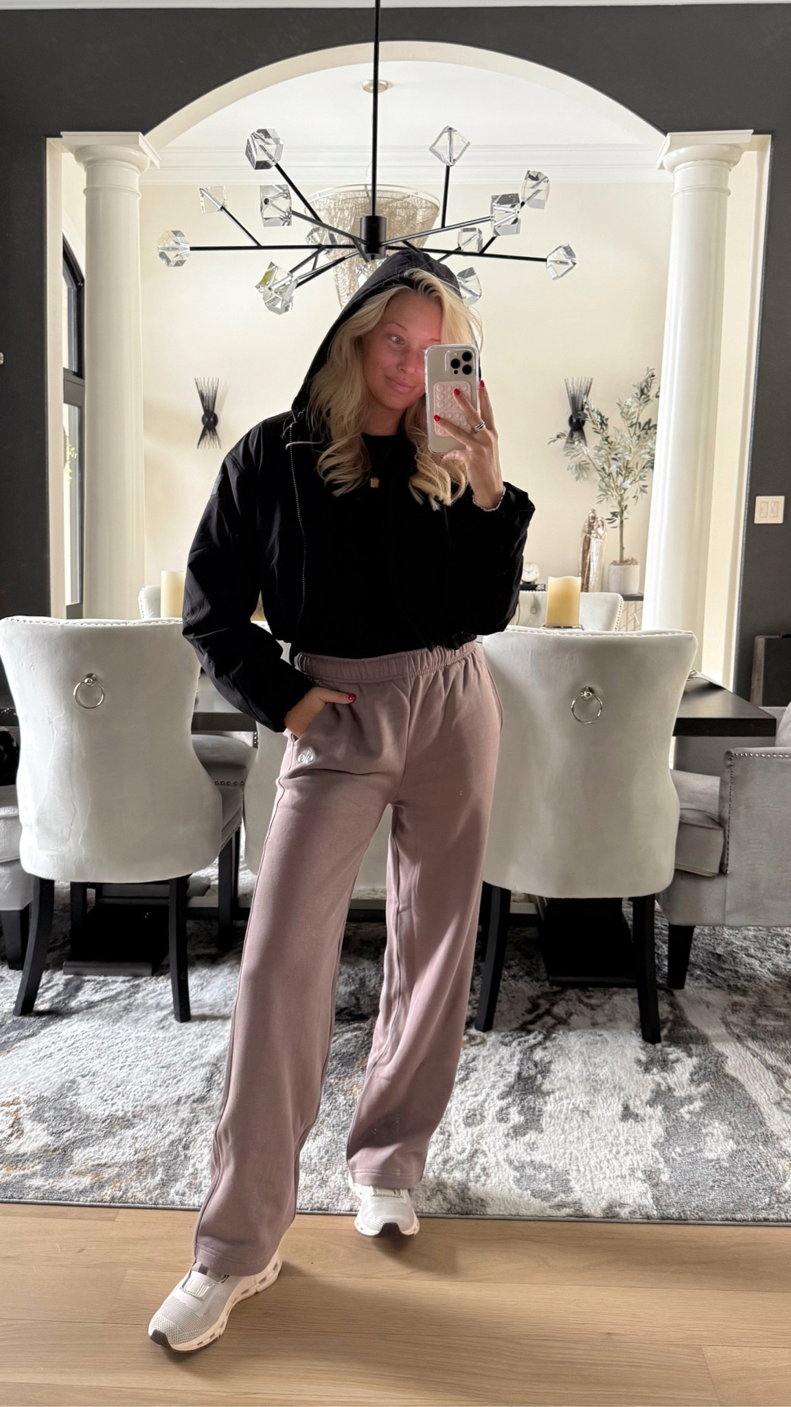 ALO sweatpants (S) & crop puff jacket (M) 

#LTKShoeCrush #LTKStyleTip #LTKFitness