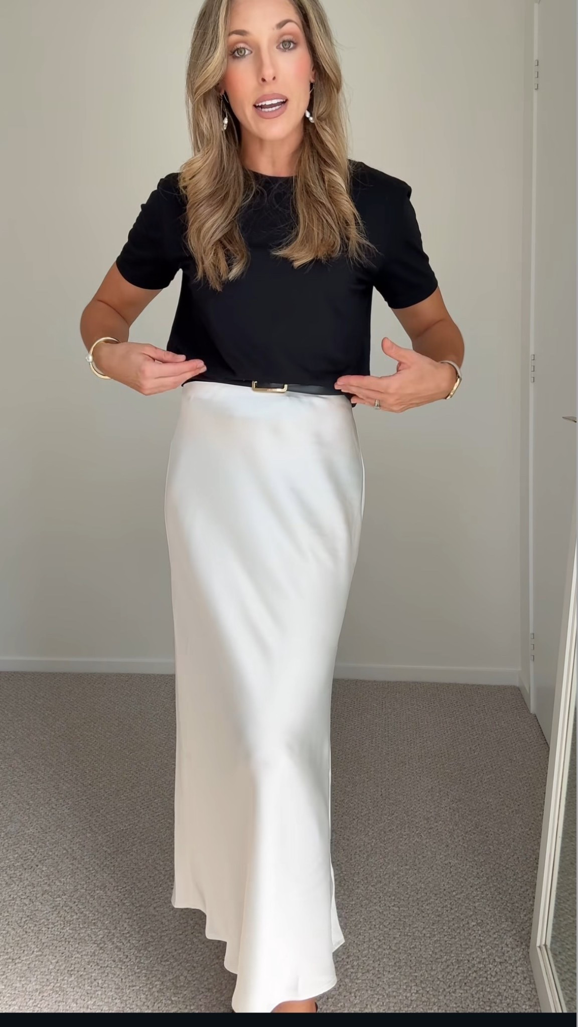 A simple go-to that just works 🤍

White slip skirt paired with a black tee and belt for a clean, balanced look you can wear anywhere.

#LTKaustralia