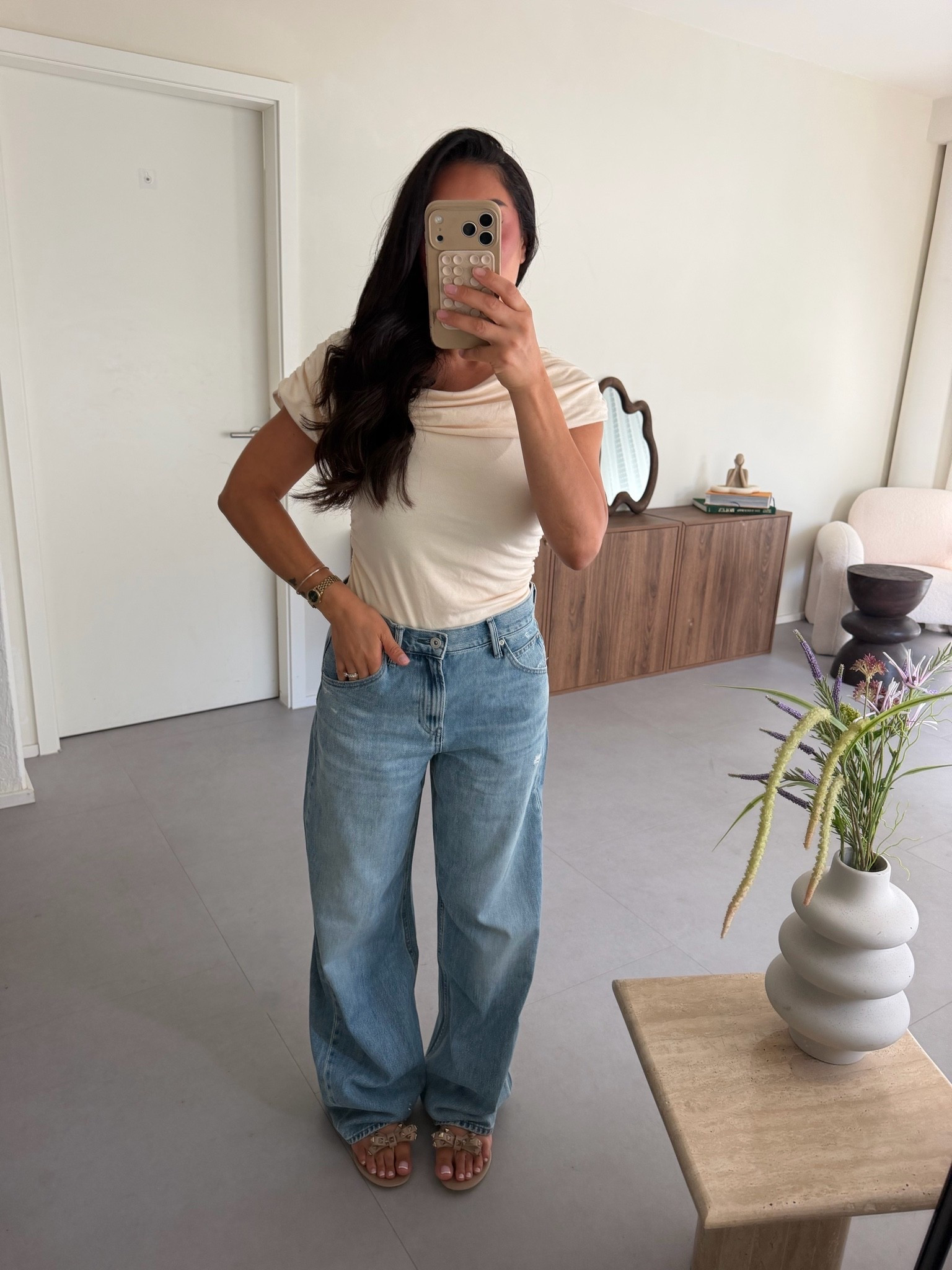 Perfect jeans 🩵

#LTKeurope #LTKsummer #LTKjeans