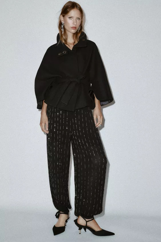 SHORT WOOL COAT WITH CAPE SLEEVES AND BELT | Zara US