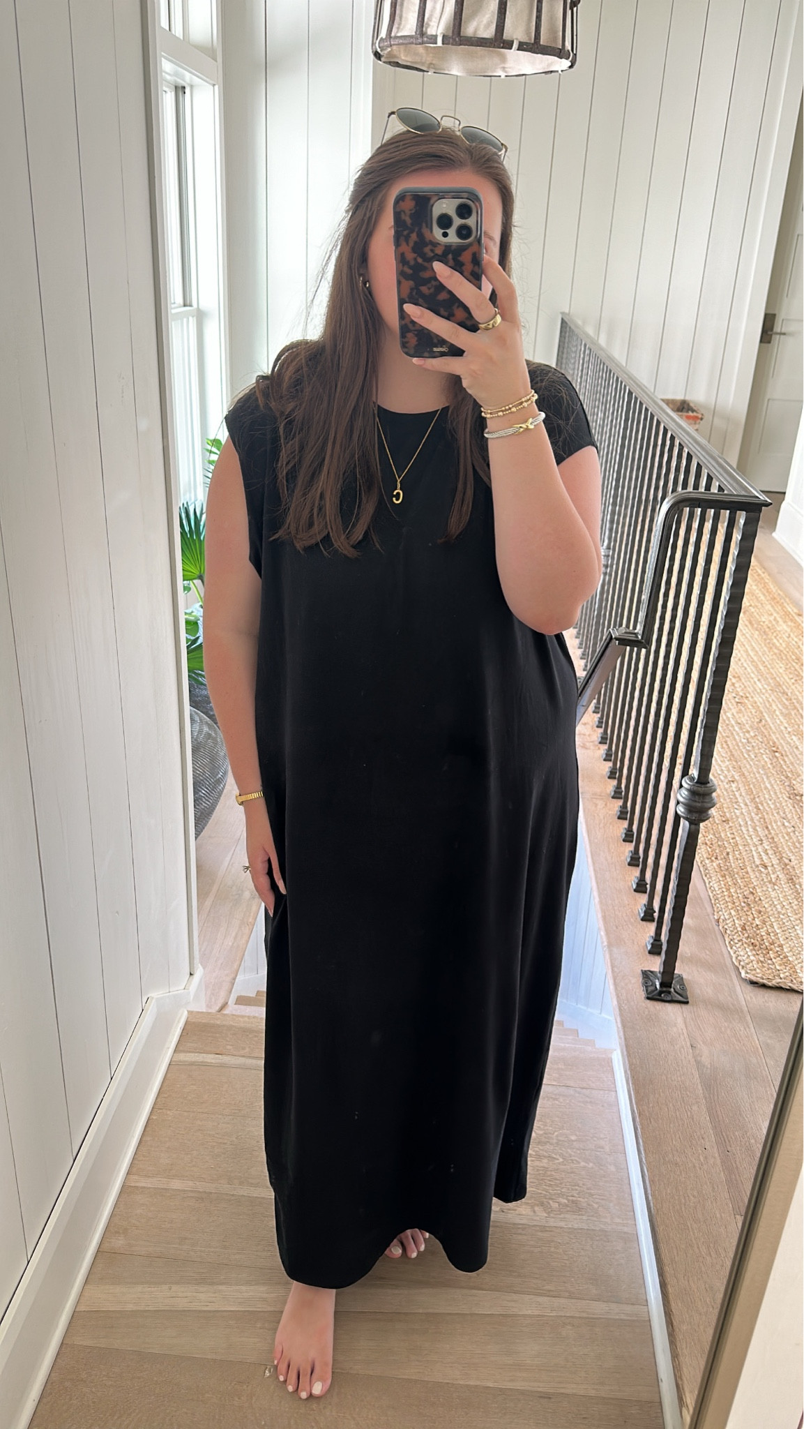 been living in dresses lately 🫶🏼 this one is such a good staple to have in your closet too! Old navy is killing it lately 🙌🏼

#LTKFindsUnder50 #LTKMidsize