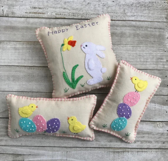Easter Felt Embroidery Small Pillow Kit, DIY,  Pillow Tucks, Bowl Fillers,  Bunny + Chicks, Easte... | Etsy (US)