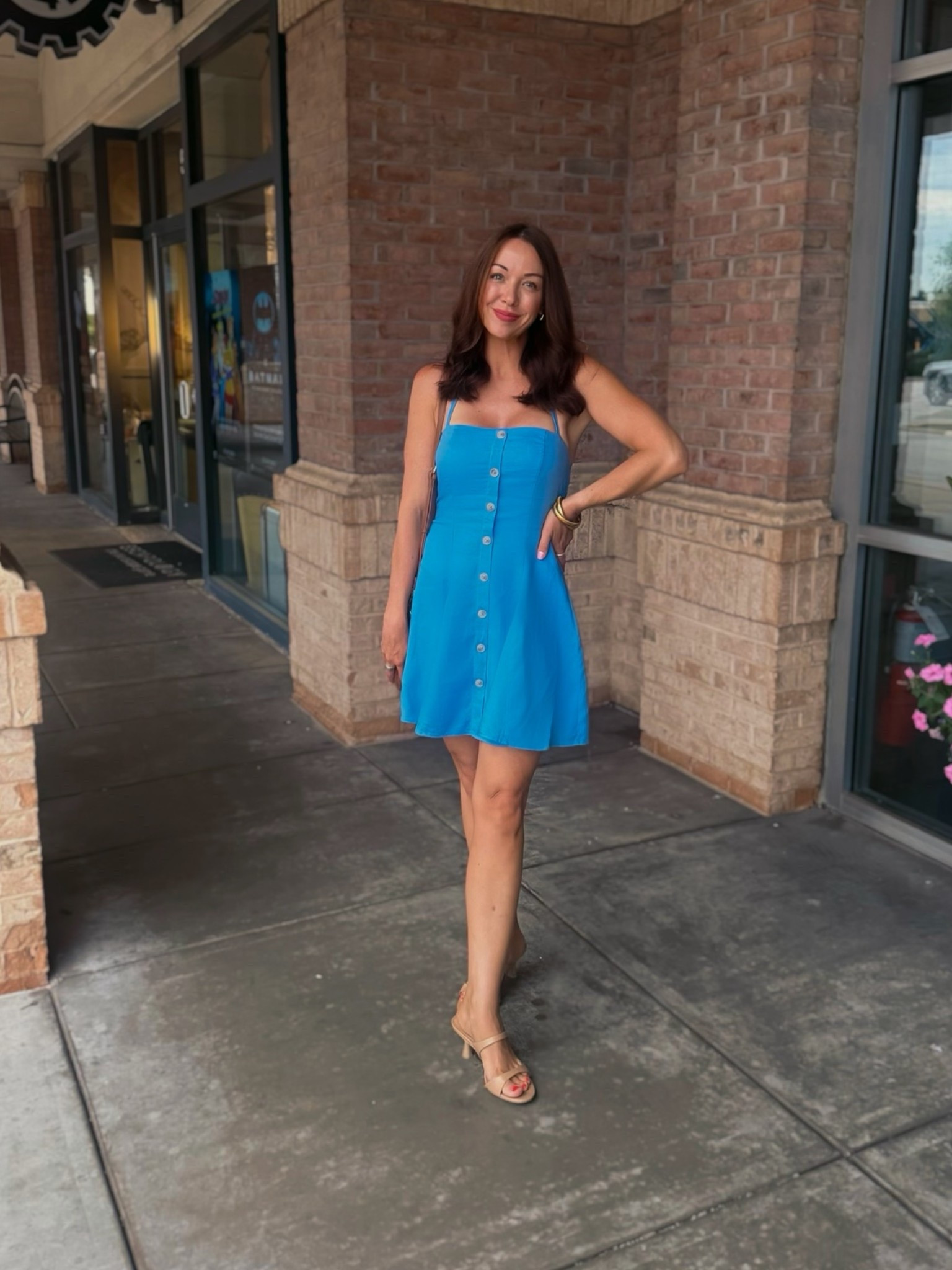 I love a halter dress and this one from Target did not disappoint👌🏼
Wearing XS

#LTKootd #LTKgrwm #LTKOver40