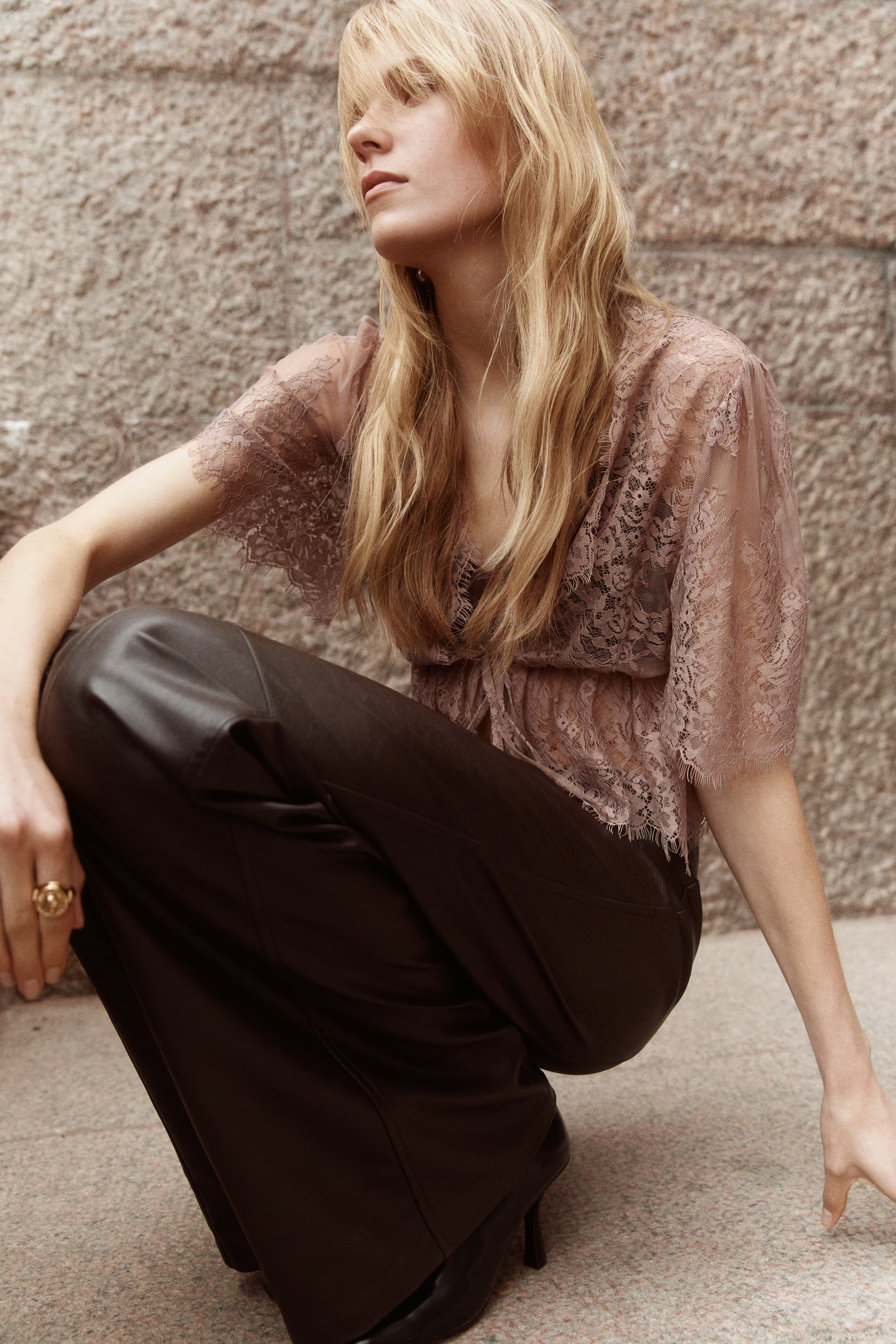 Top in pizzo | H&M (FR, IT, ES, PT, BE)