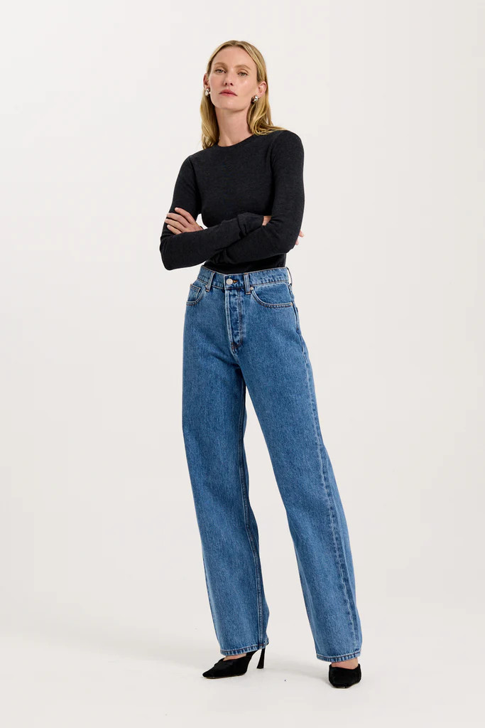 Valentina Jean | Henne