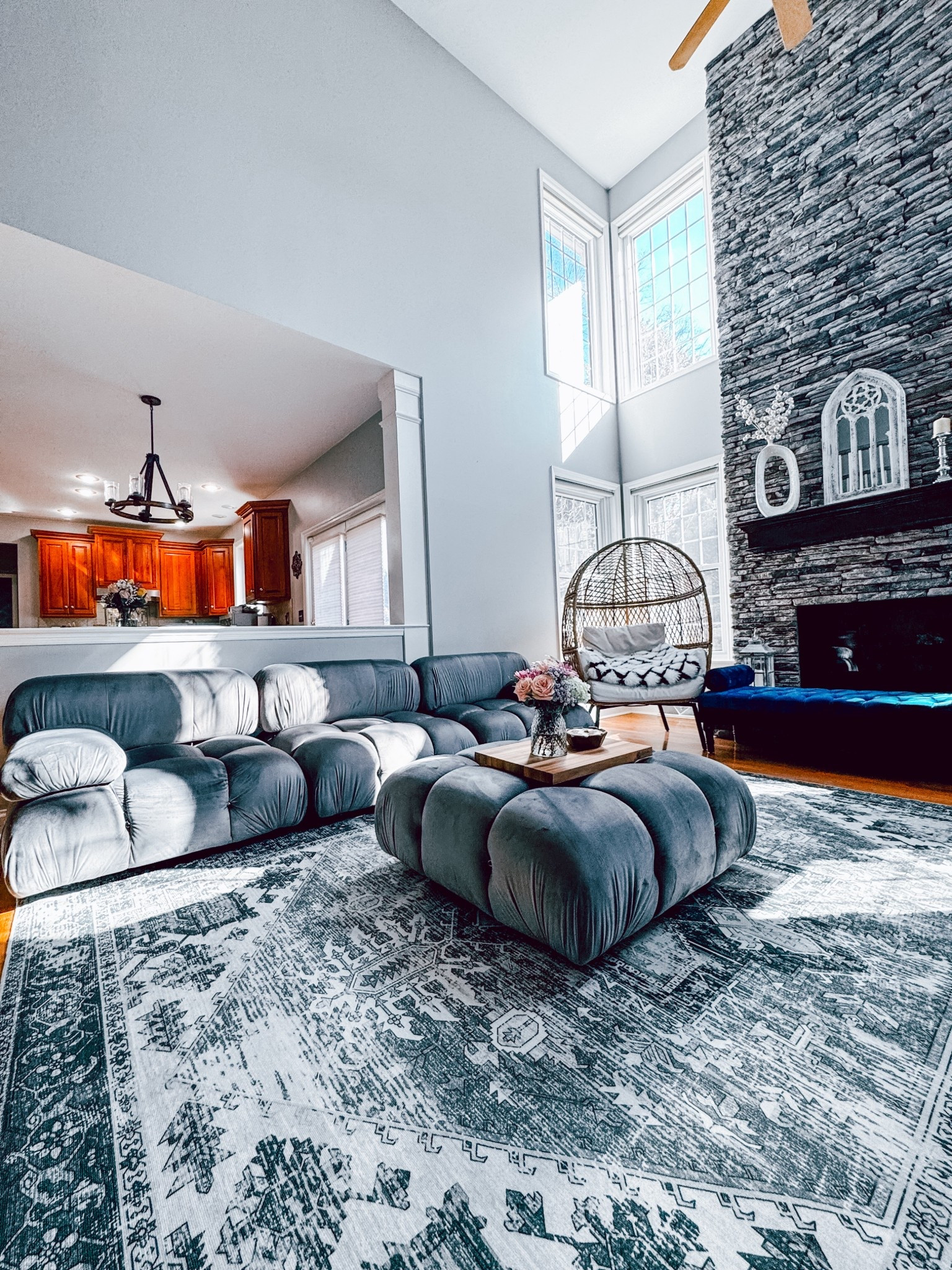 Home
home decor
home accents

#homedecor
#livingroomdecor
#salealert

#LTKvlog #LTKSaleAlert #LTKHome