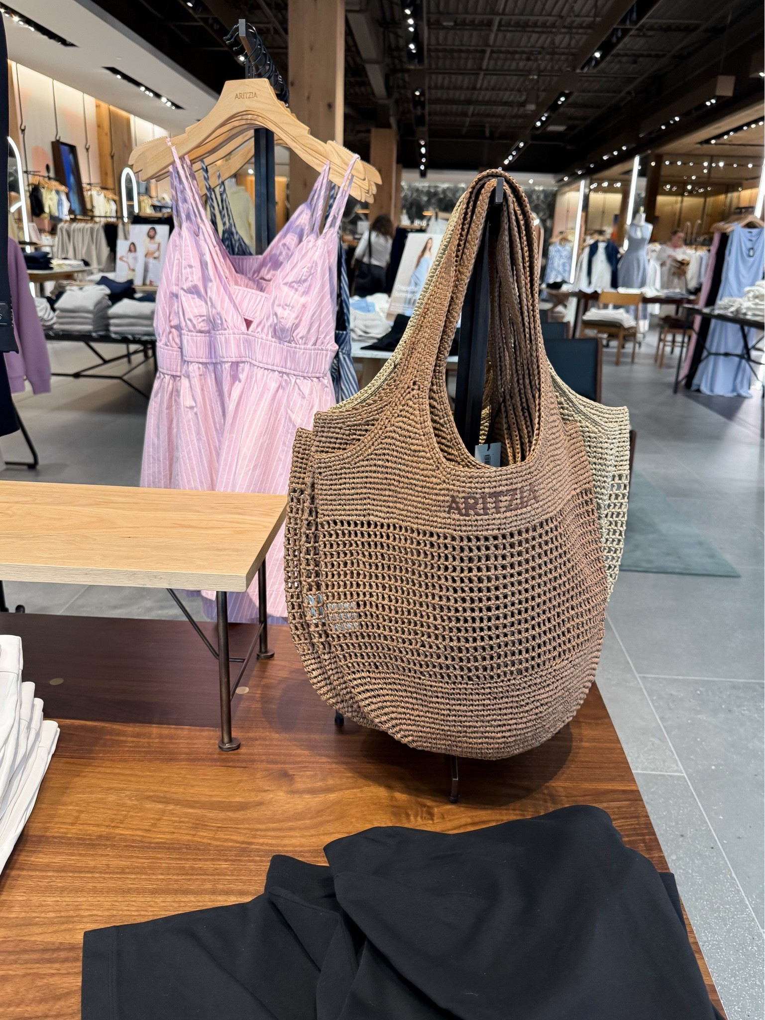Love a summer tote. This came in three shades.

#LTKSeasonal #LTKootd #LTKgrwm