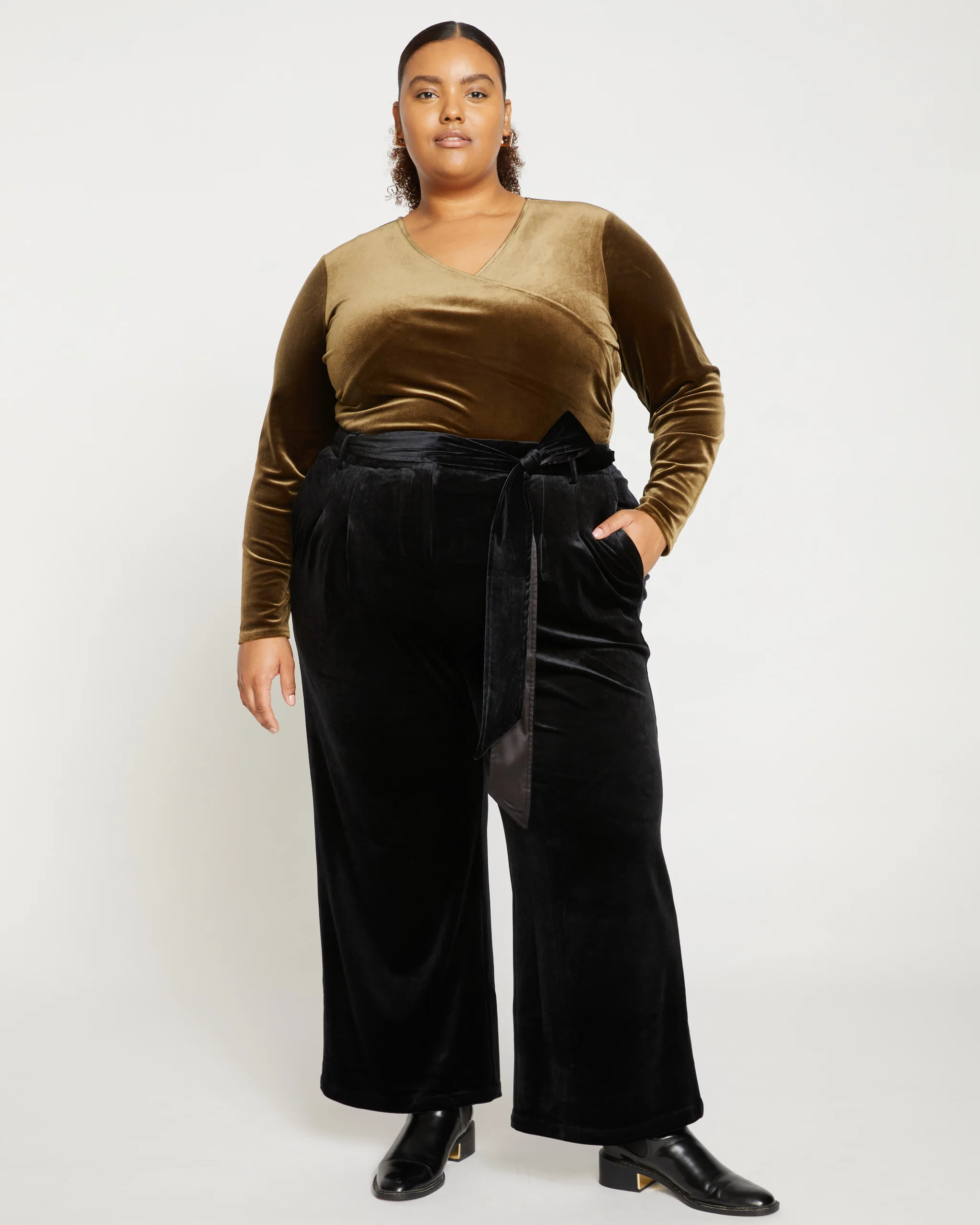 Luxe Belted Velvet Pant - Black | Universal Standard