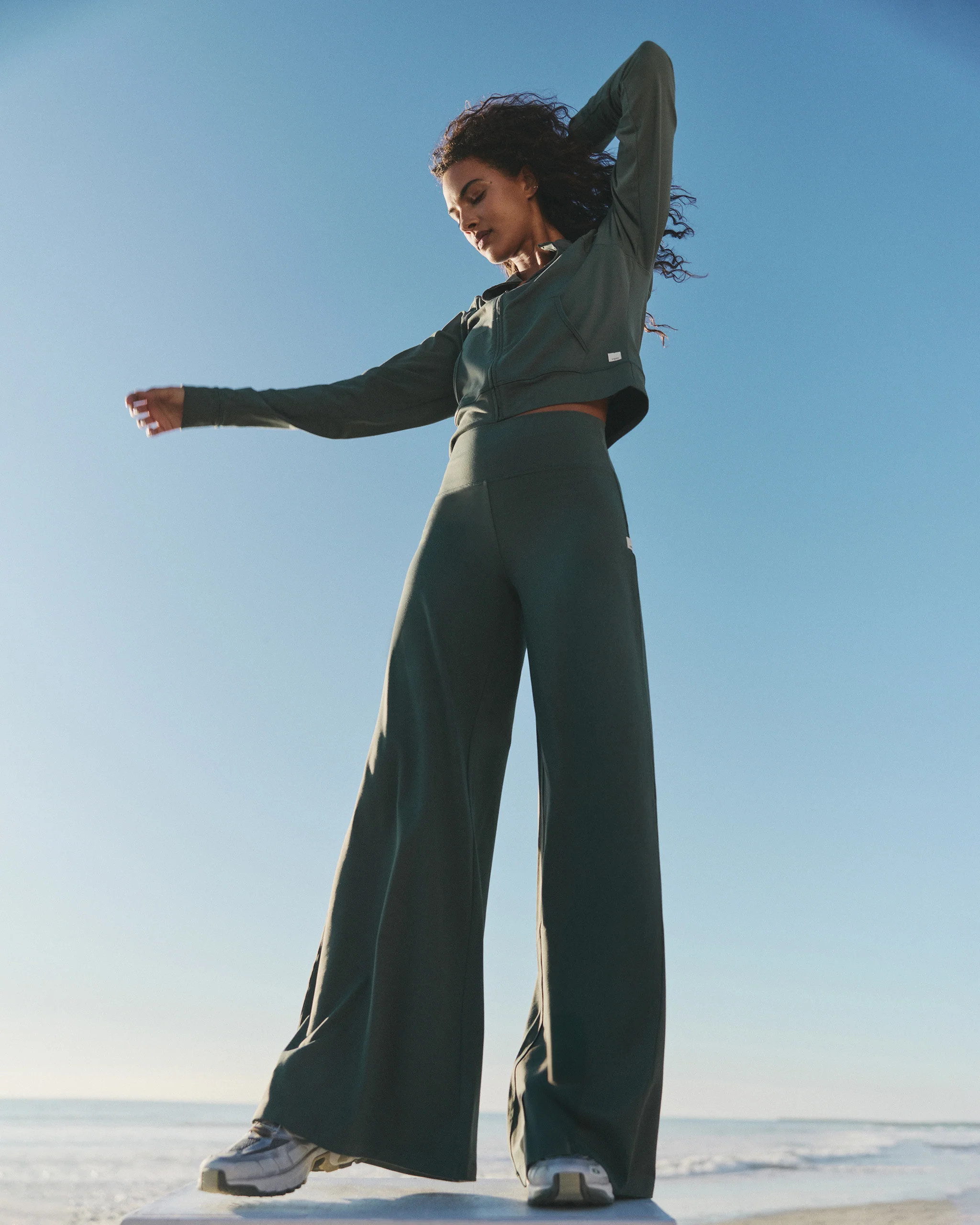 Halo Easy Wideleg Pant | Vuori Clothing (US & Canada)