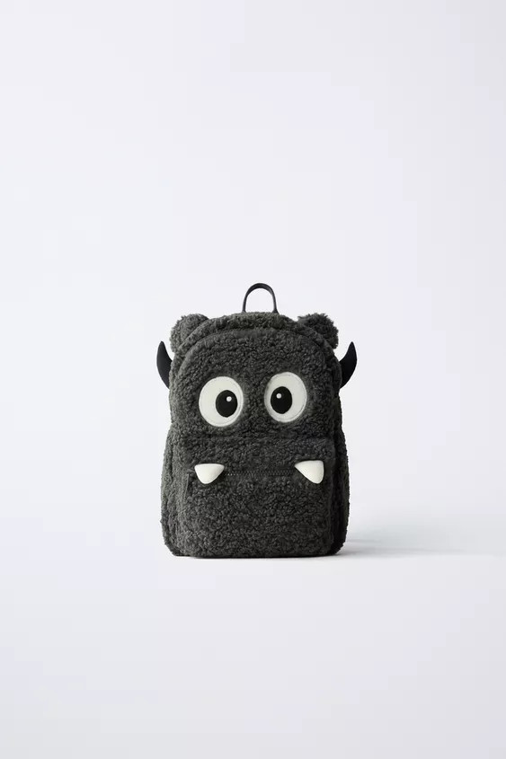 Monster detail backpack. Features a lambskin effect finish. Main compartment with zip closure. Fe... | Zara US